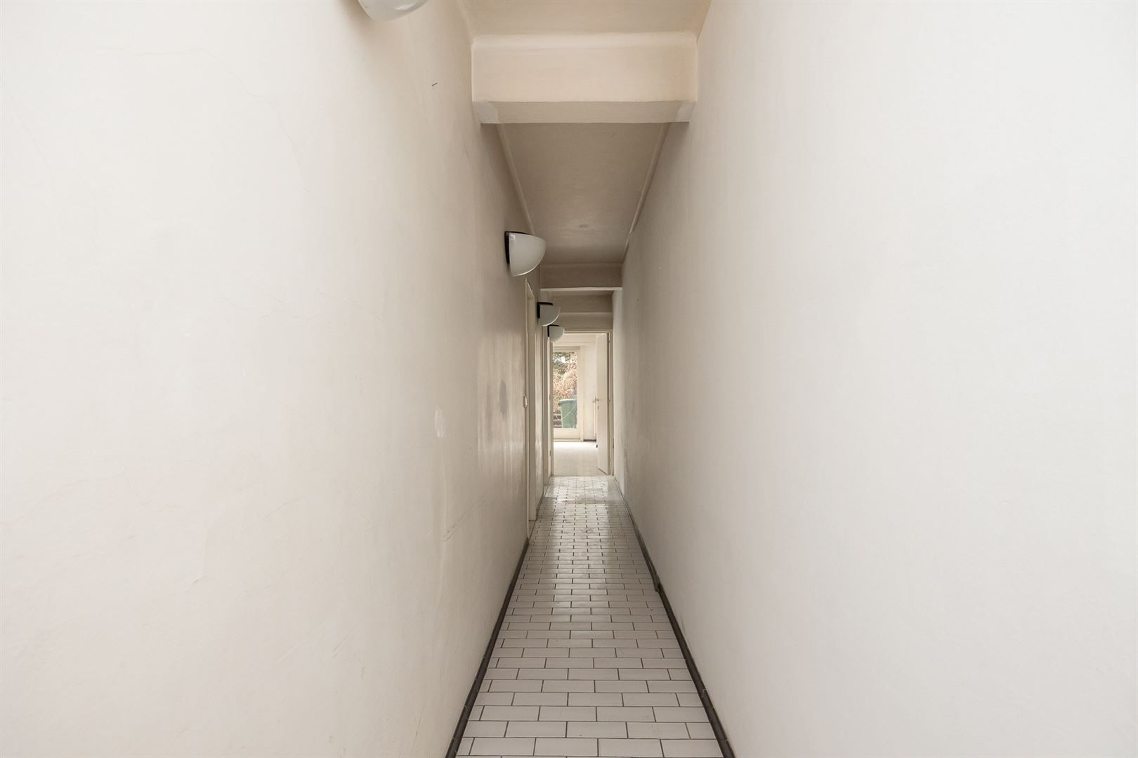 Te renoveren gelijkvloers ZONDER DOMICILIE/tweede verblijf met tuin op toplocatie in Antwerpen

 foto 13