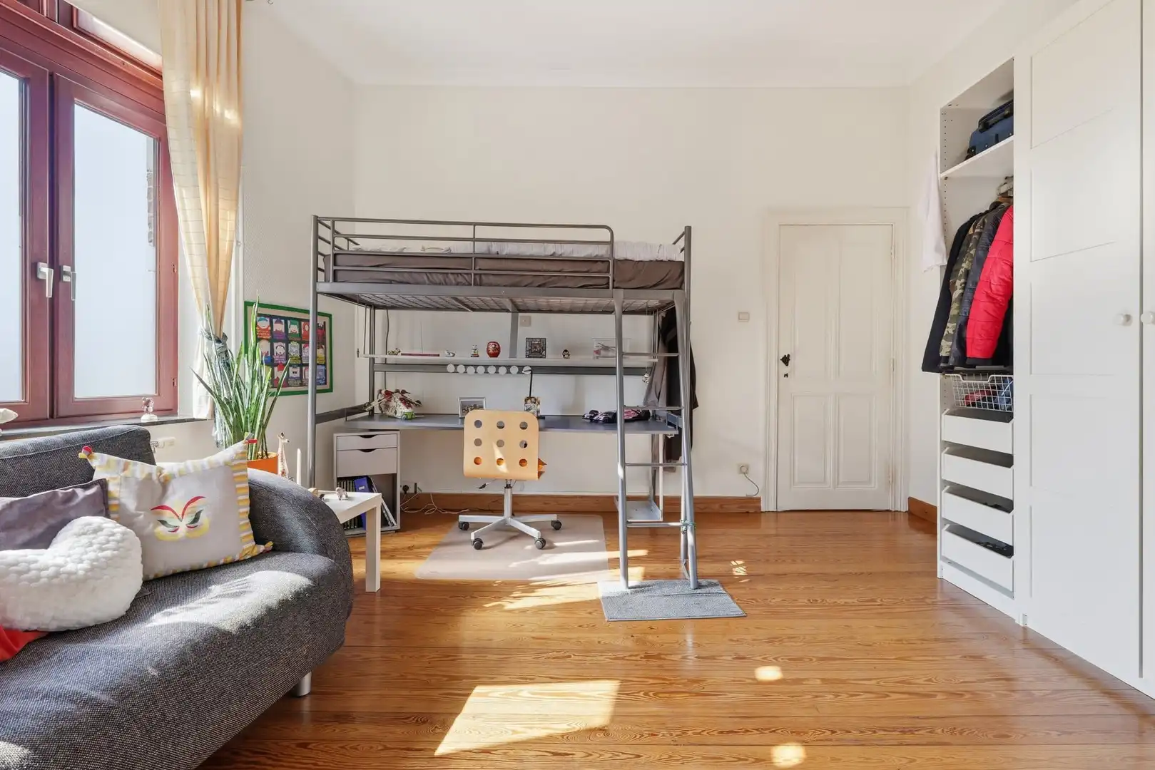 AUTHENTIEK HERENHUIS MET PRAKTIJKRUIMTE, TUIN EN GARAGE MET STALLEN IN HARTJE BORGLOON foto 33