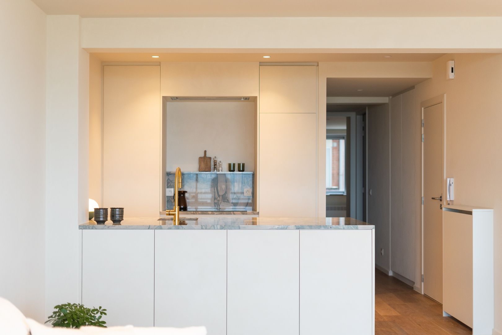 Luxueus appartement met frontaal zeezicht te Nieuwpoort-Bad. foto 4