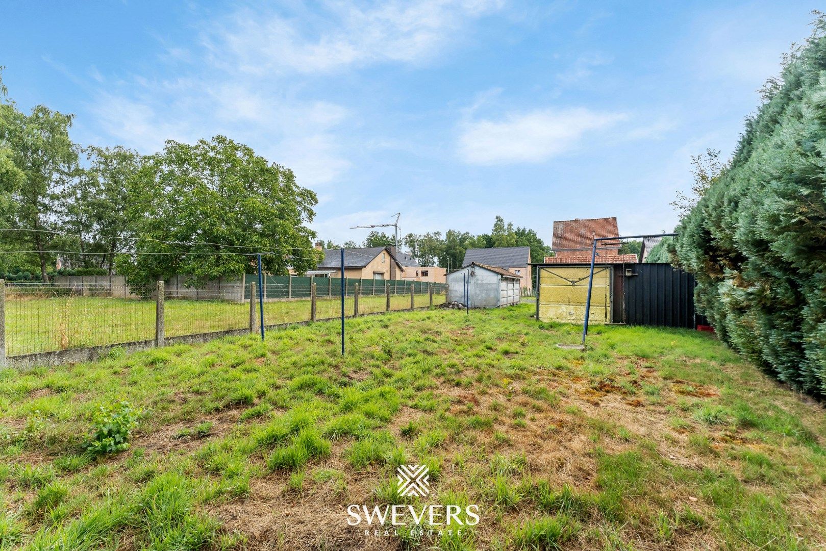 Gunstig gelegen, te renoveren woning, op mooi perceel van 8a 88ca foto 30