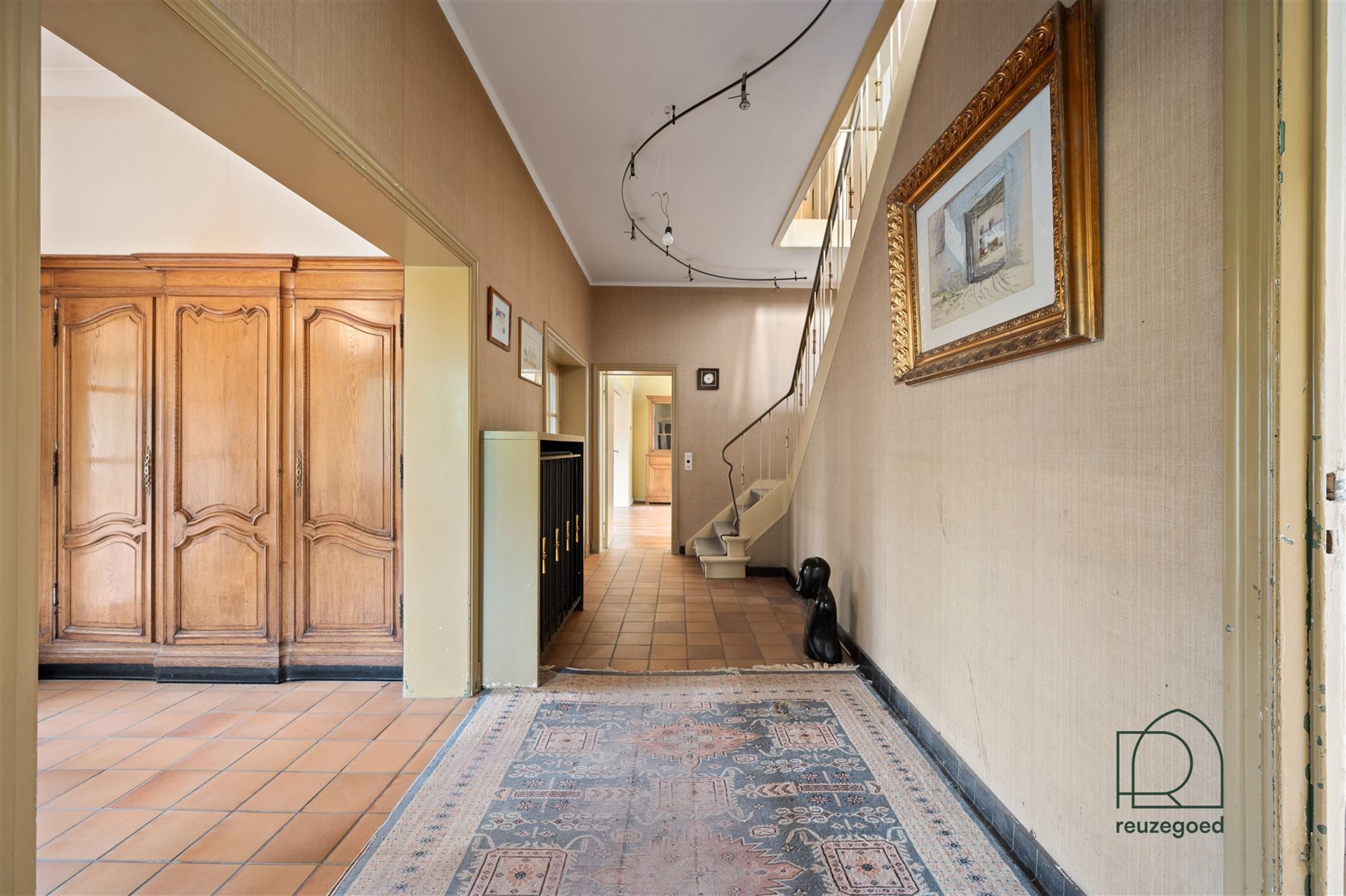 Groot te renoveren ingenieurswoning met veel karakter foto 3