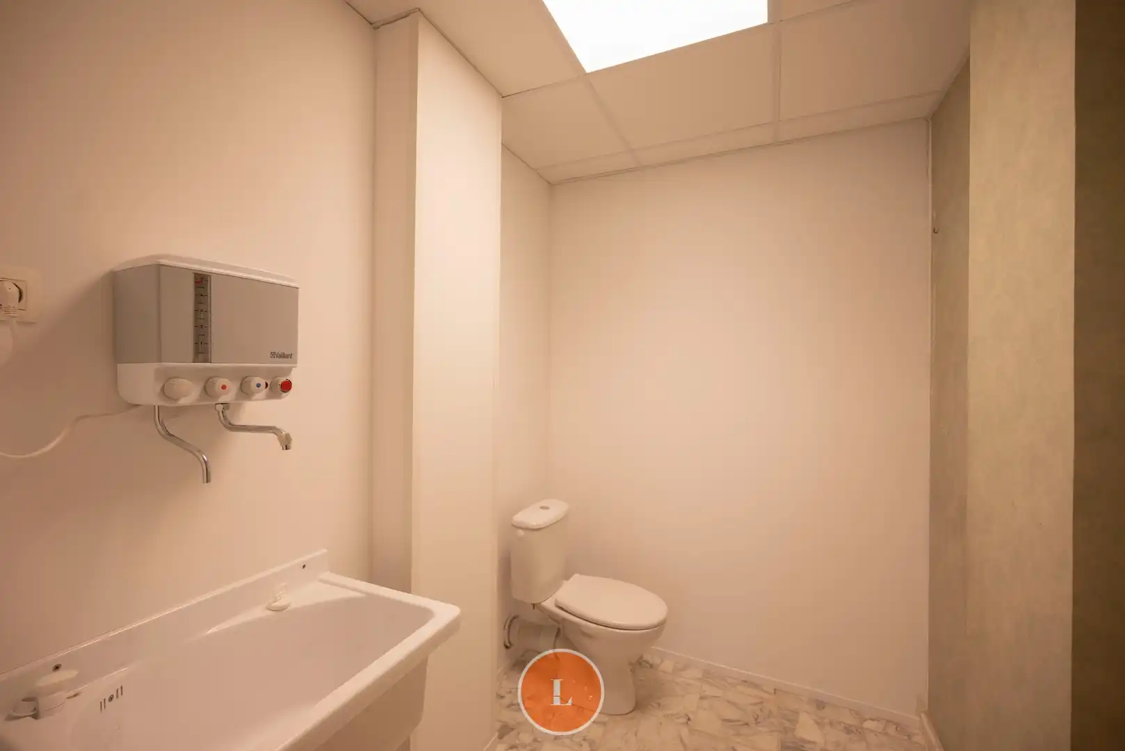 handelspand met woonst én garage foto 4