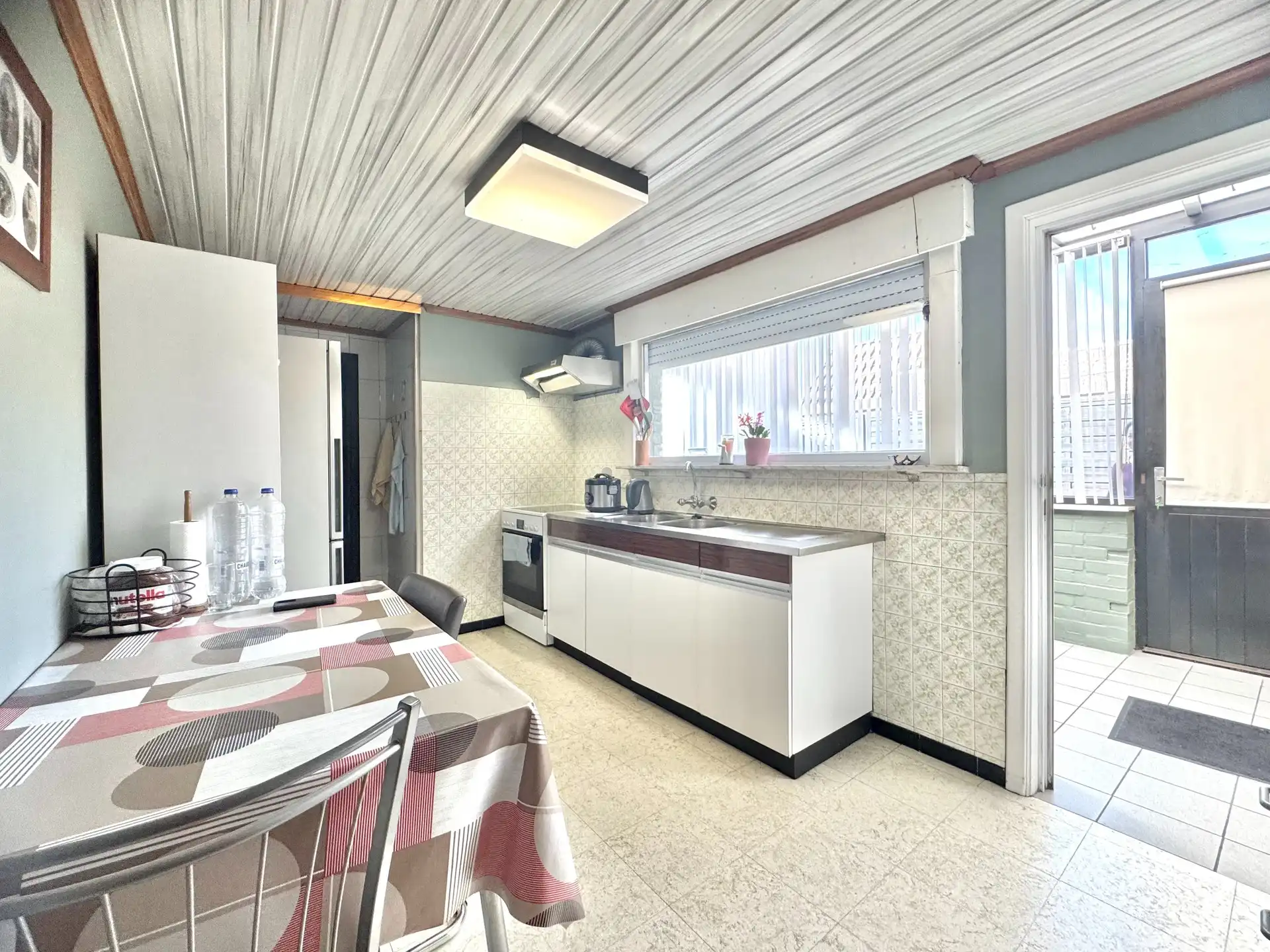 HALFOPEN WONING | 2 KAMERS |TERRAS | GARAGE | 208 M² foto 8
