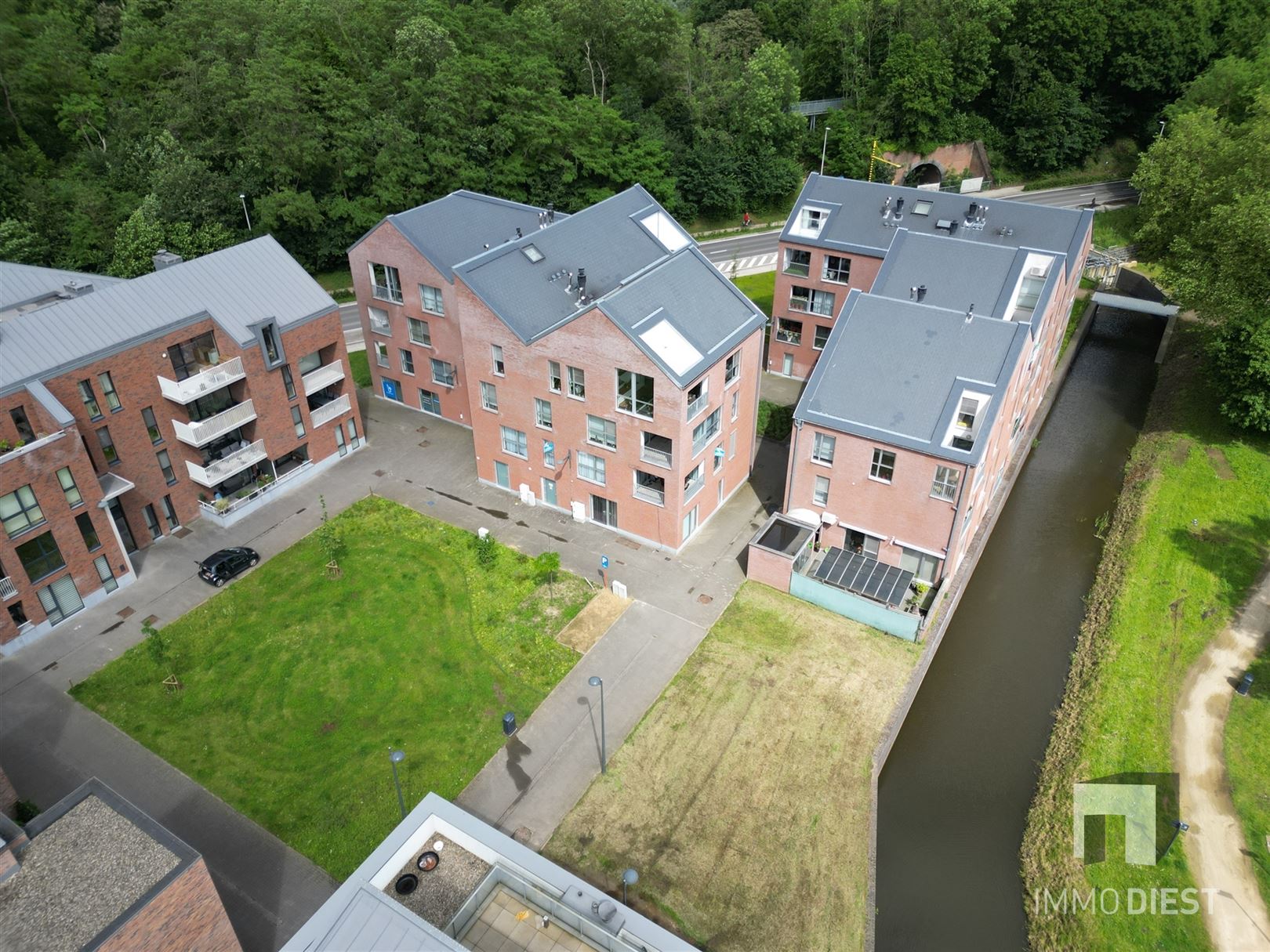  TWEESLAAPKAMERAPPARTEMENT MET SUPERTERRAS OP EZELDIJK foto 25