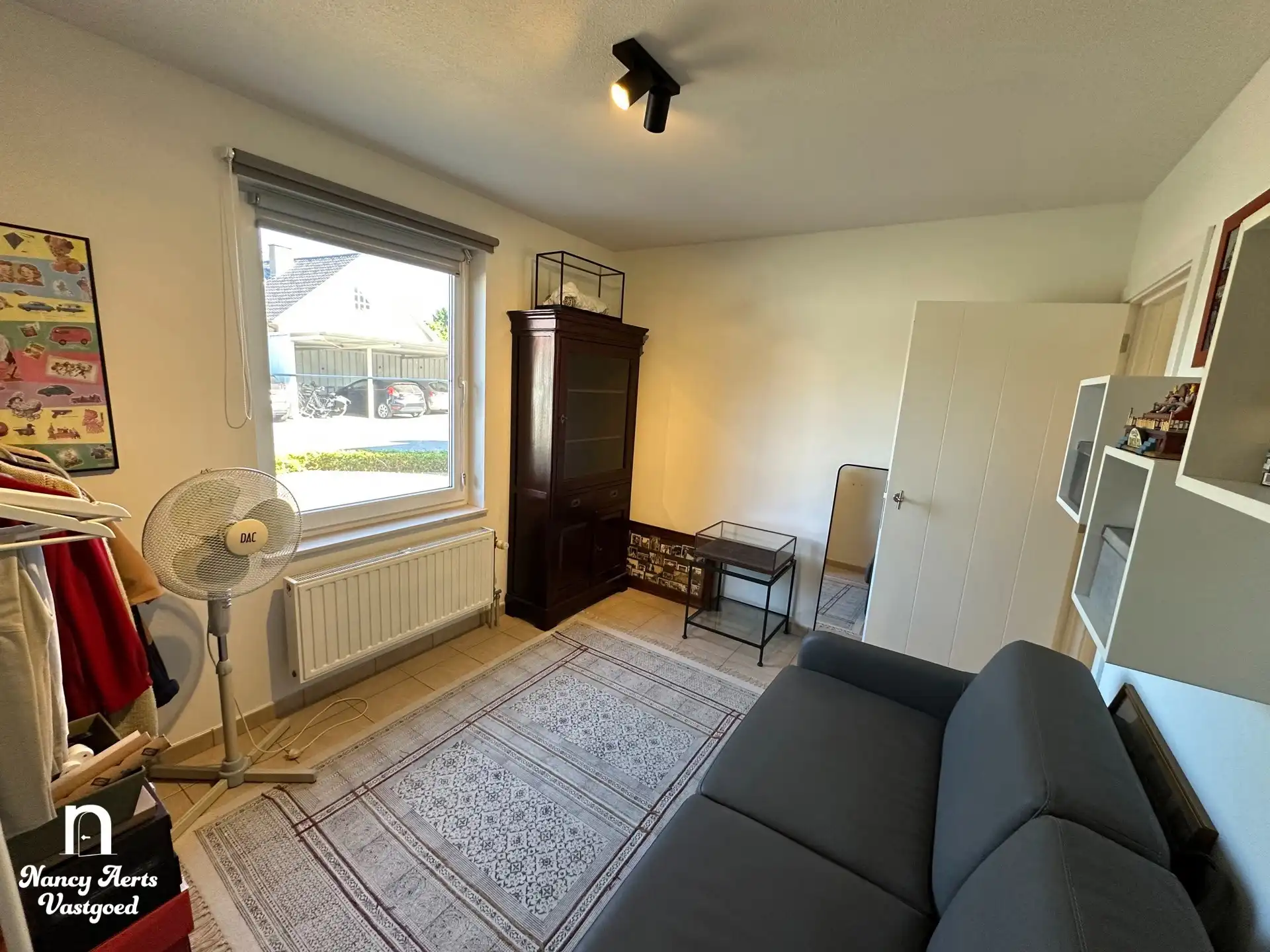 2-slaapkamerappartement met terras en carport in Beringen foto 13