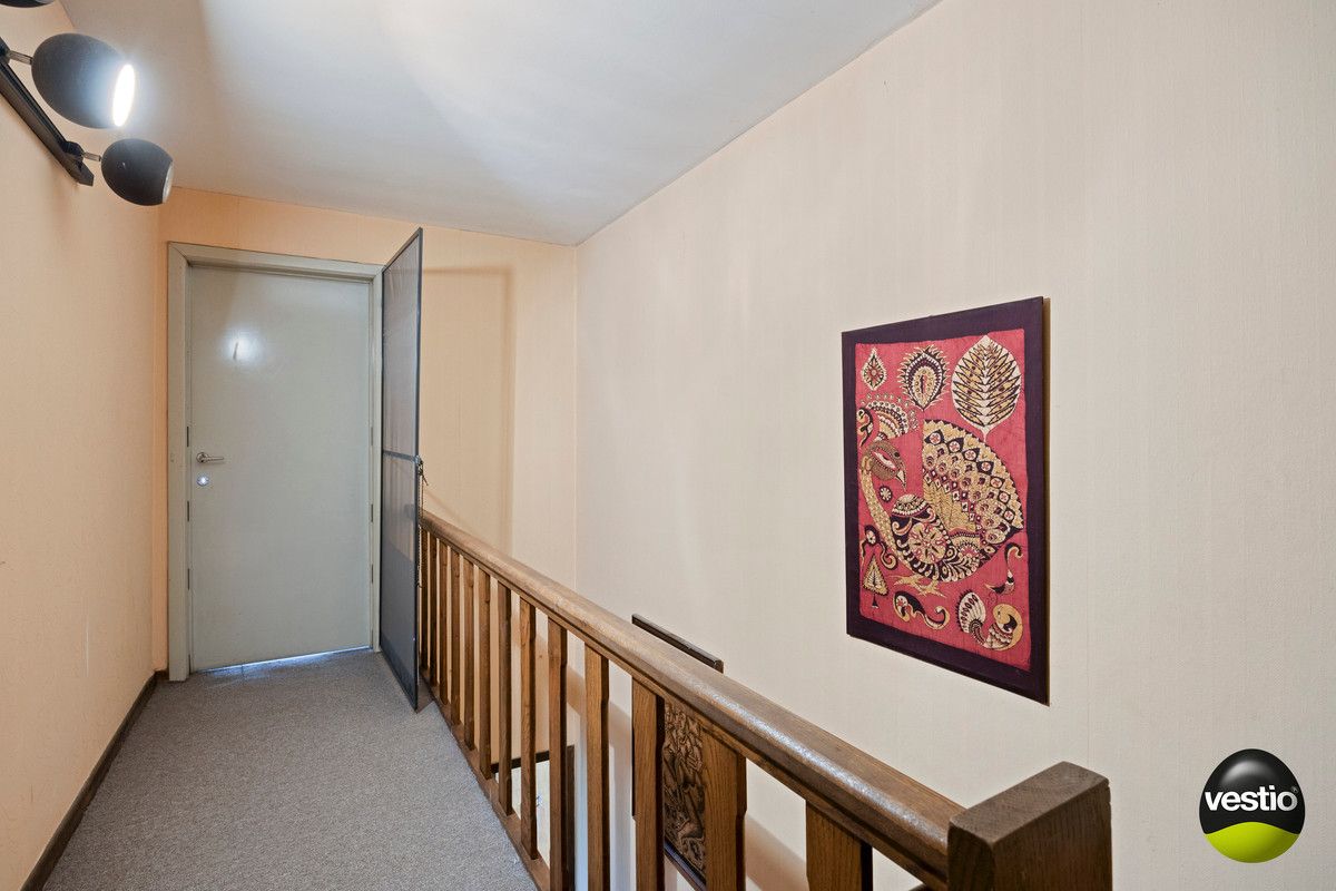 RUIME RESIDENTIEEL GELEGEN VILLA OP 46A89CA NABIJ CENTRUM BILZEN. foto 33