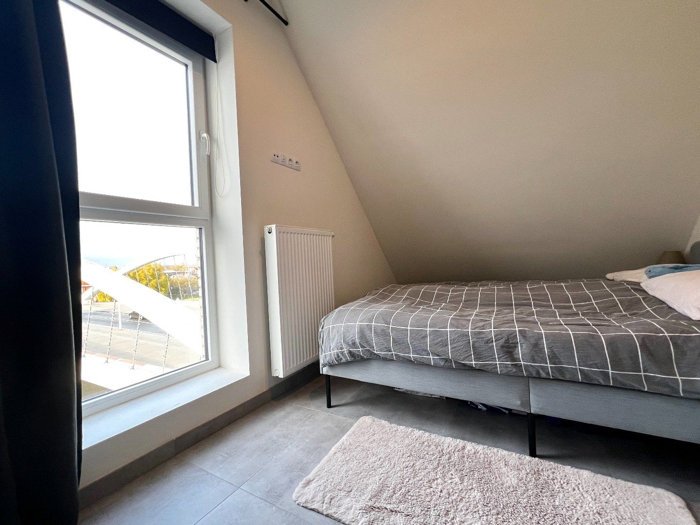 Te huur: Ruim en lichtrijk appartement met garage – Harelbeke foto 15