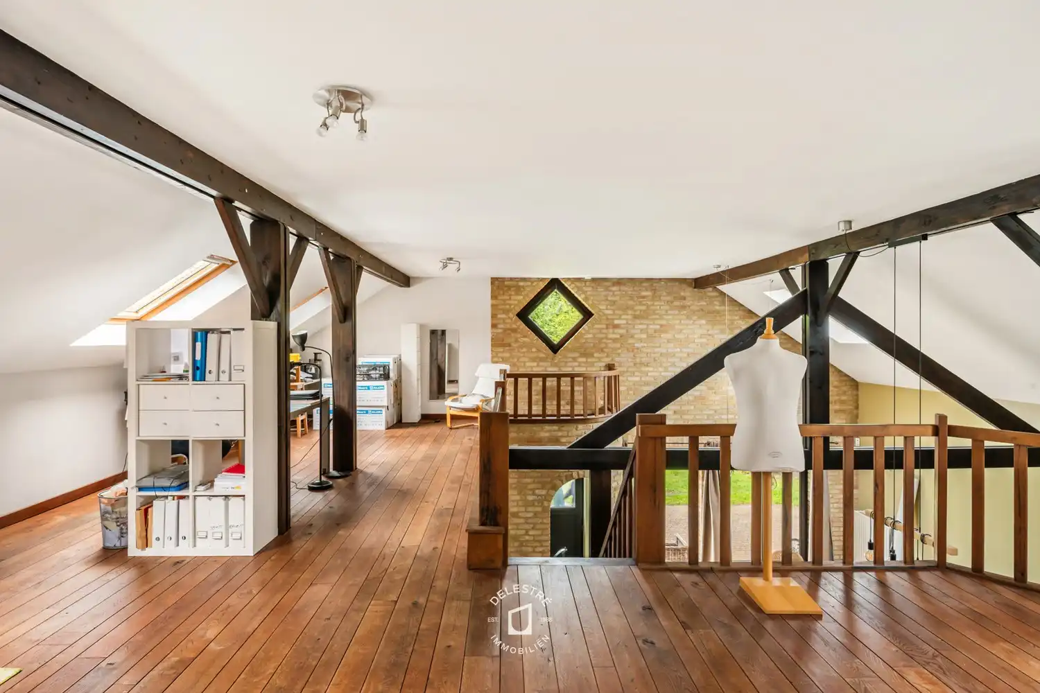 ENERGIEZUINIGE VILLA MET 6 SLAAPKAMERS IN RESIDENTIËLE BUURT foto 19