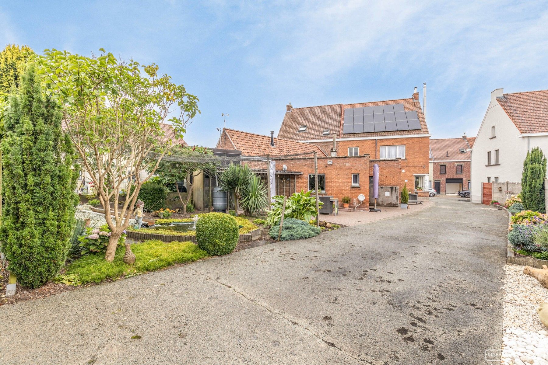 Te renoveren woning met loods te koop in centrum Anzegem foto 24