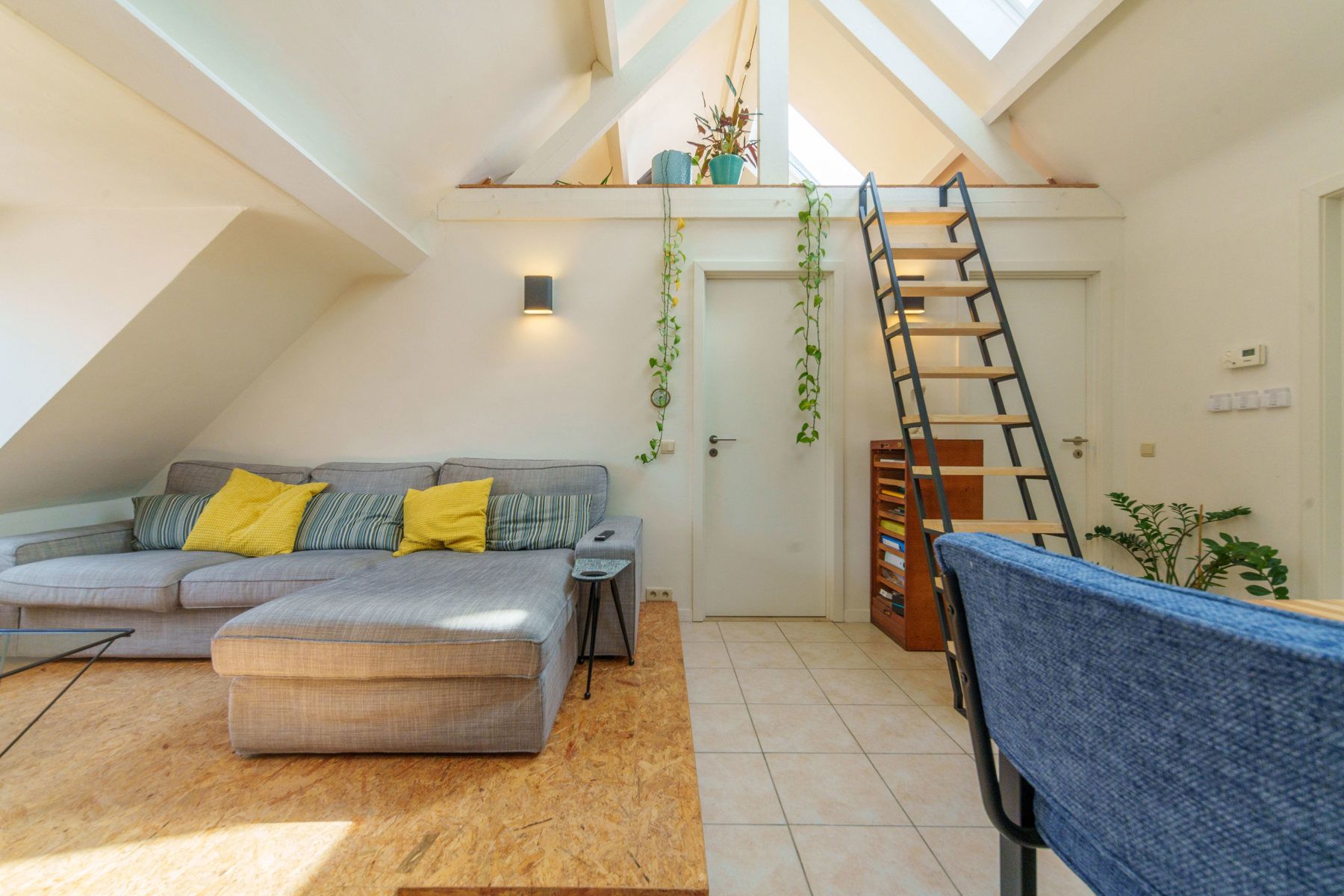 Instap-klaar dakappartement te Hemiksem.  foto 2