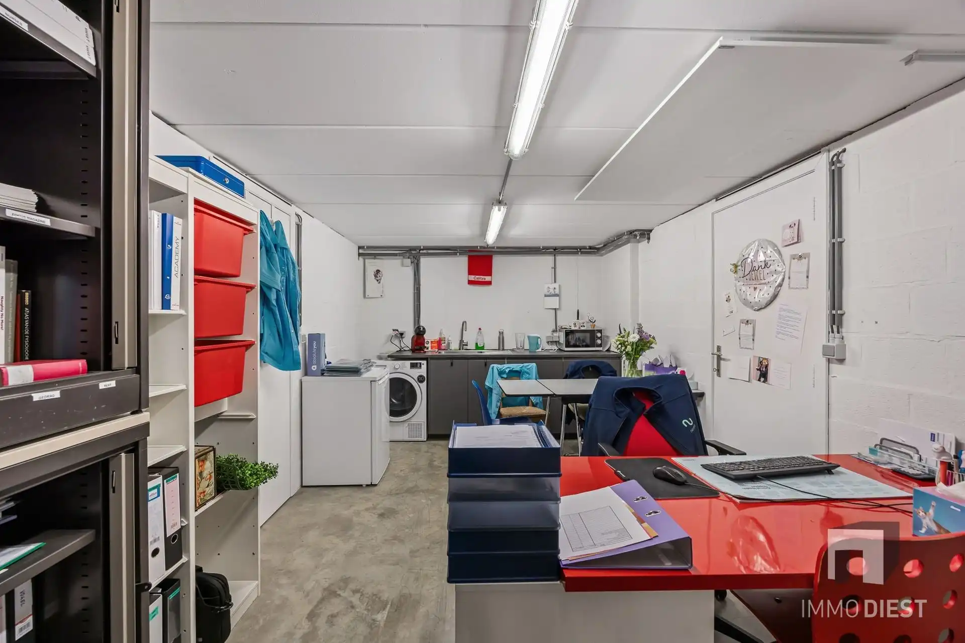 Bedrijfsgebouw én woning aan de stadsrand foto 24