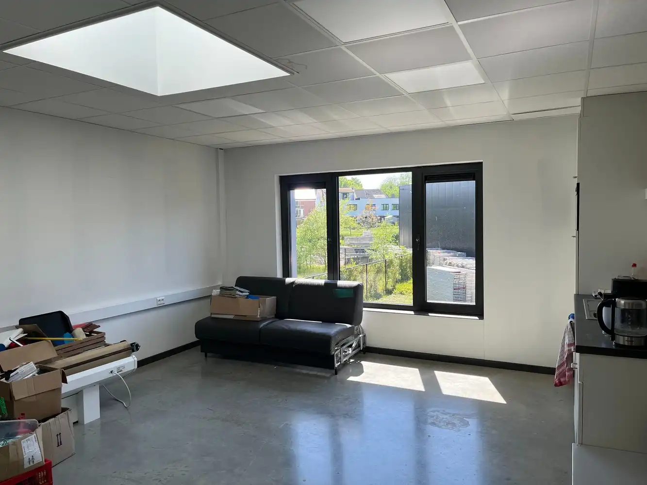 660m² bedrijfshal incl. kantoren foto 8
