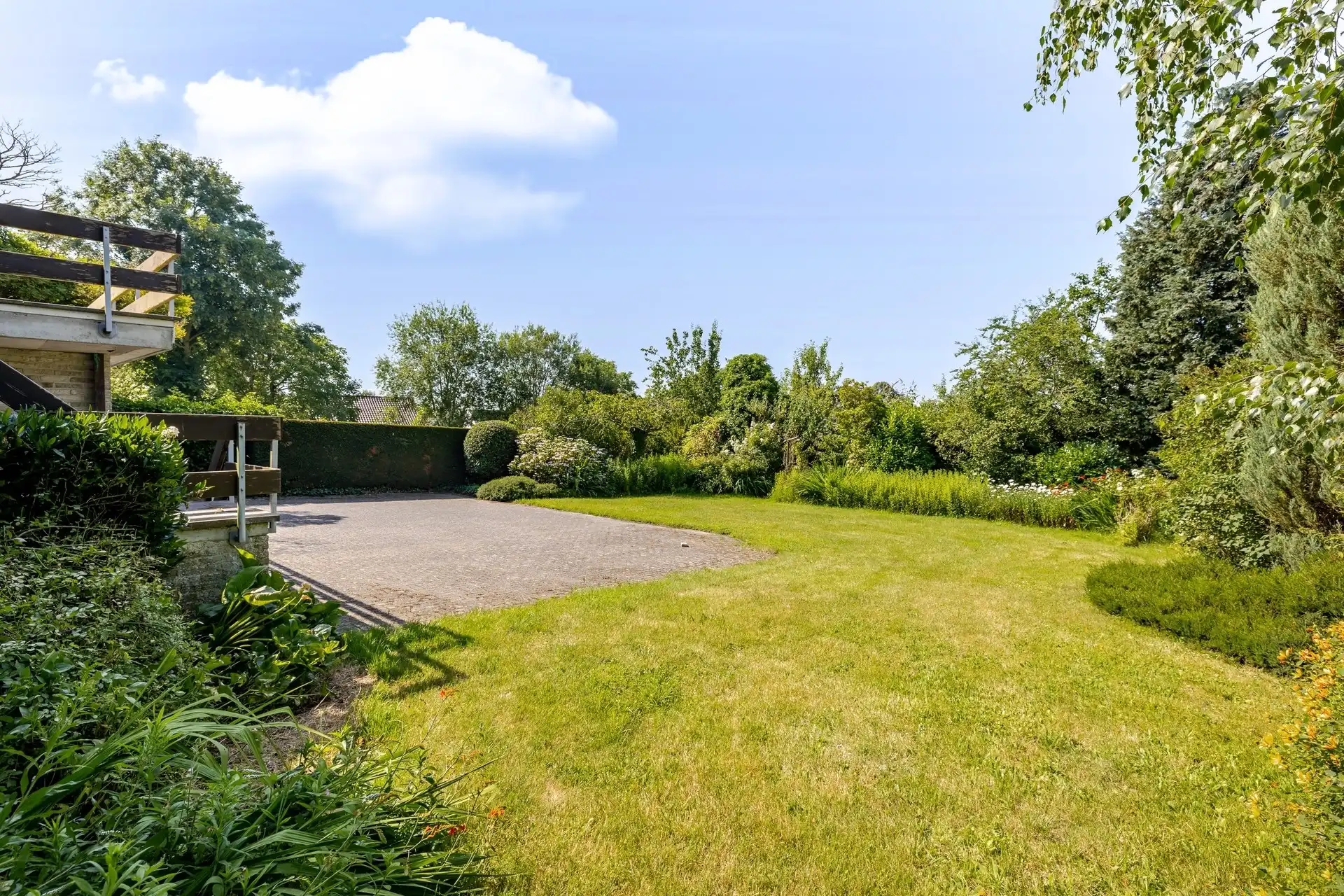 Prachtige villa met 3 slaapkamers op topligging foto 32