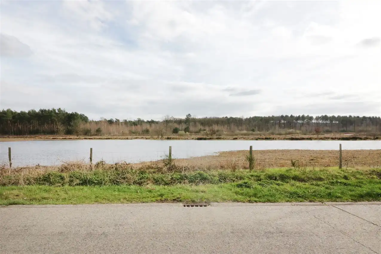 Gerenoveerde woning met 4 slpk, tuin, garage foto 45