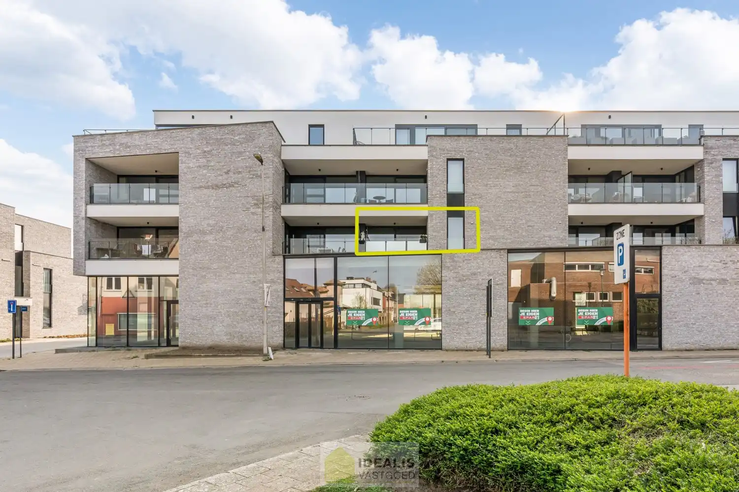 IDEALIS VASTGOED – RECENT EN PERFECT ONDERHOUDEN INSTAPKLAAR APPARTEMENT foto 2