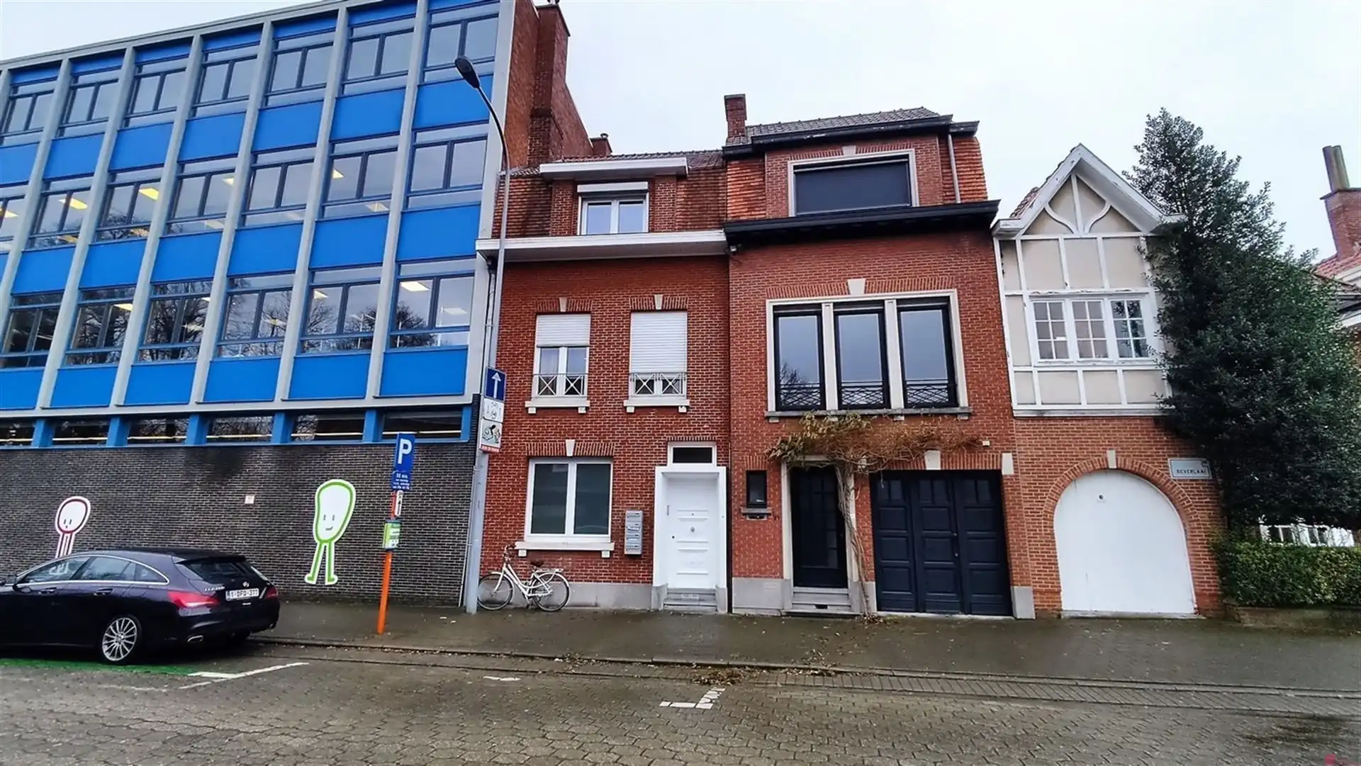 Gelijkvloers appartement met leuke buitenruimte foto {{pictureIndex}}