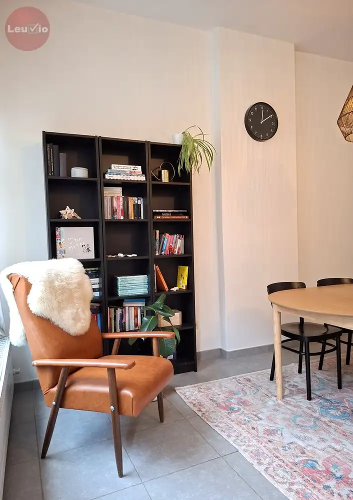 Ruime woning op uitstekende locatie foto 8