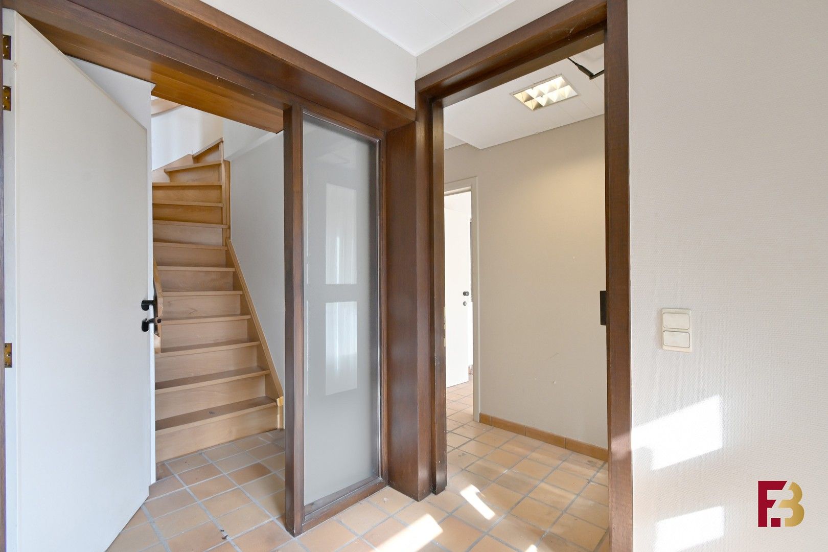 veelzijdige woning in het populaire Ekkergem foto 2