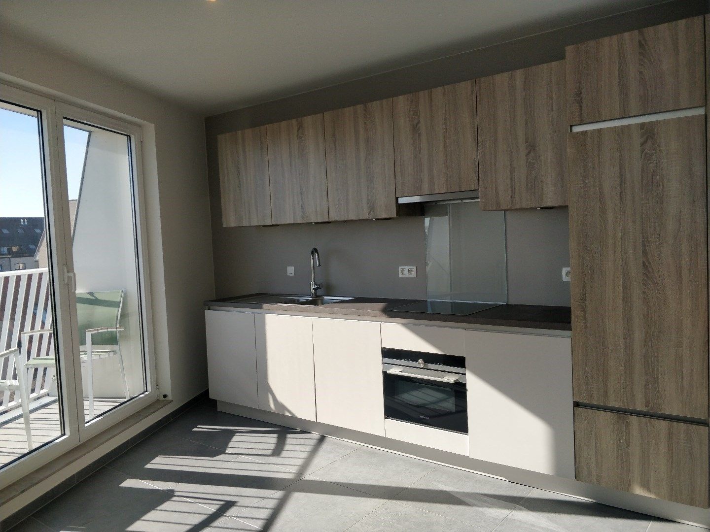 Te koop in hartje Lokeren - Energiezuinig éénslaapkamer-appartement foto 3