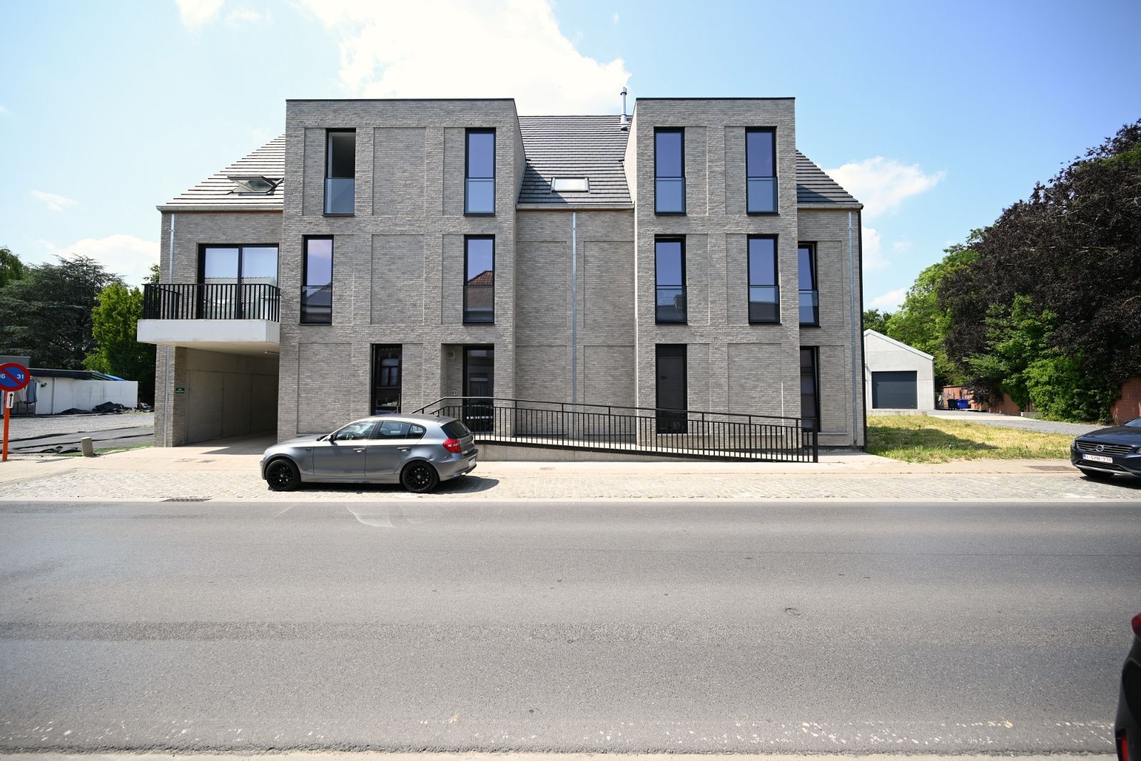 Nieuwbouw appartement met zonnepanelen! foto {{pictureIndex}}
