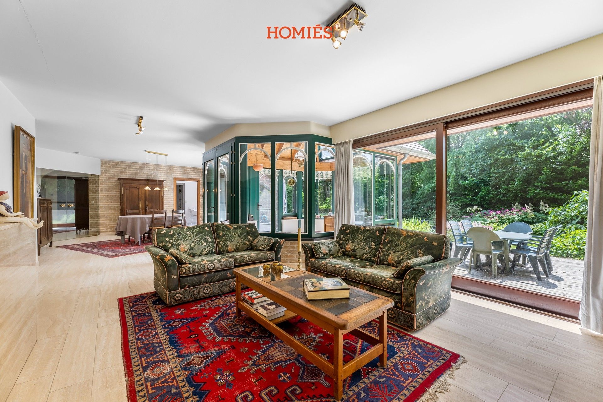 Instapklare villa op een ruim perceel foto 9