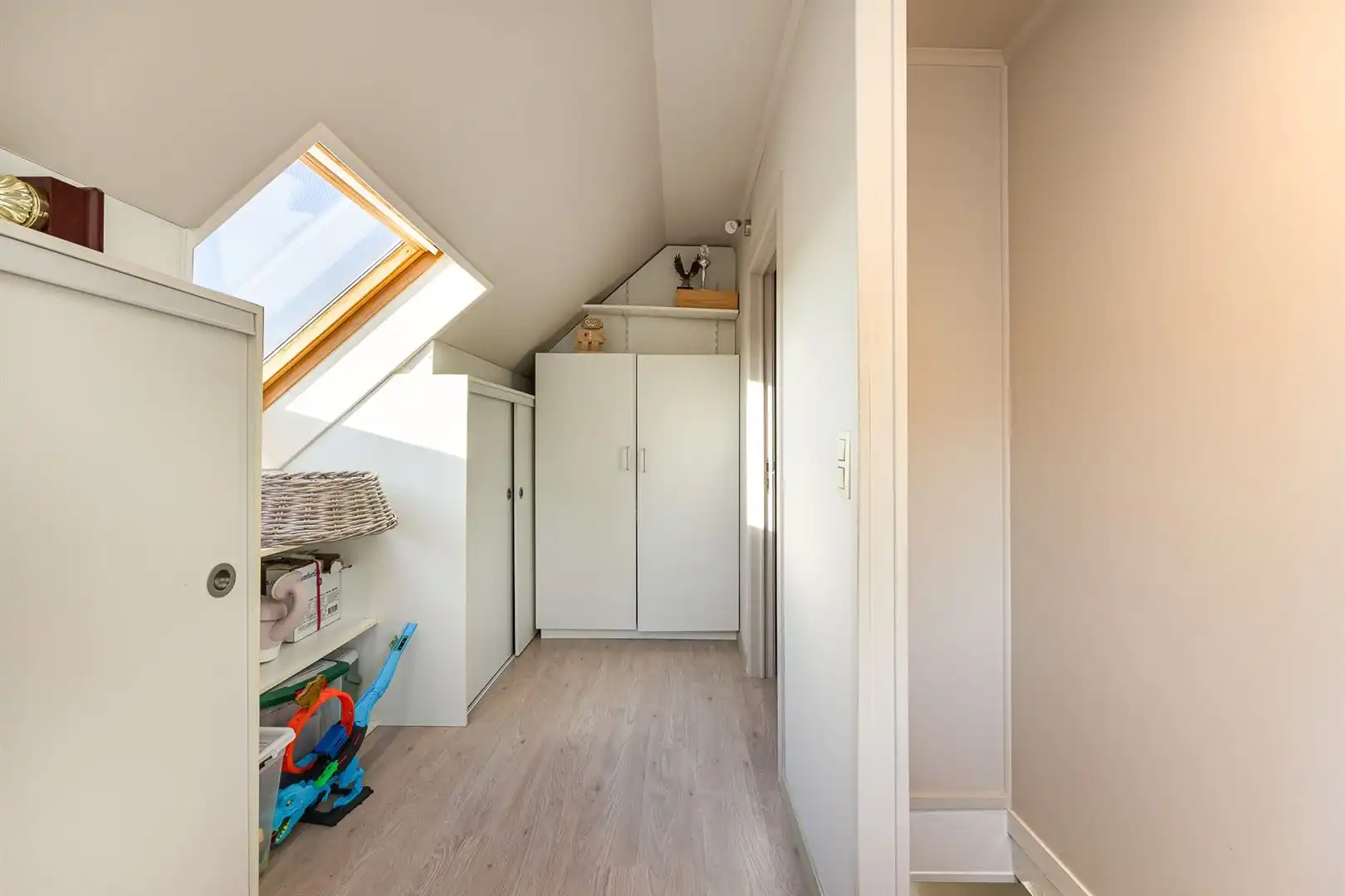 Rustig gelegen, instapklare HOB met 3 slaapkamers foto 14