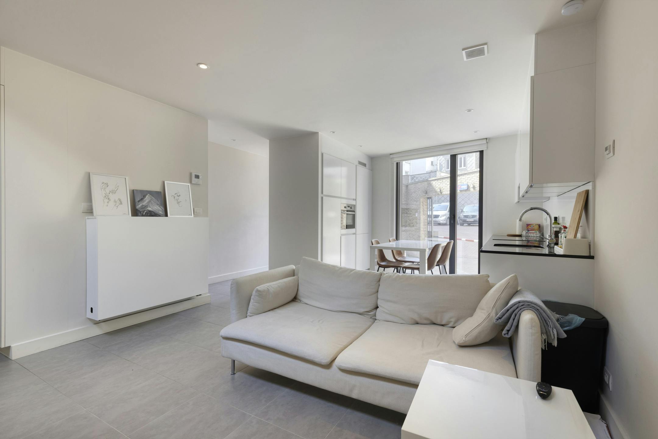 Moderne stadswoning met 2 slaapkamers in hartje Gent te koop foto 5