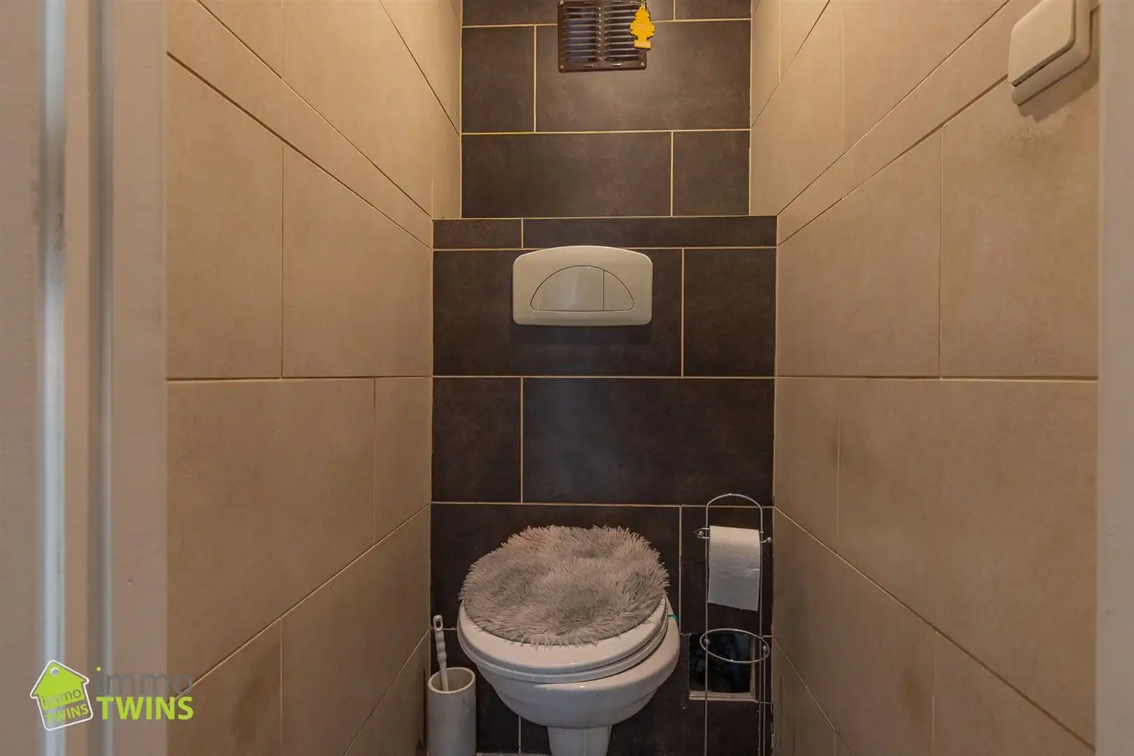 Gezellig 2-slpk appartement met terras en subliem uitzicht te Dendermonde.  foto 11