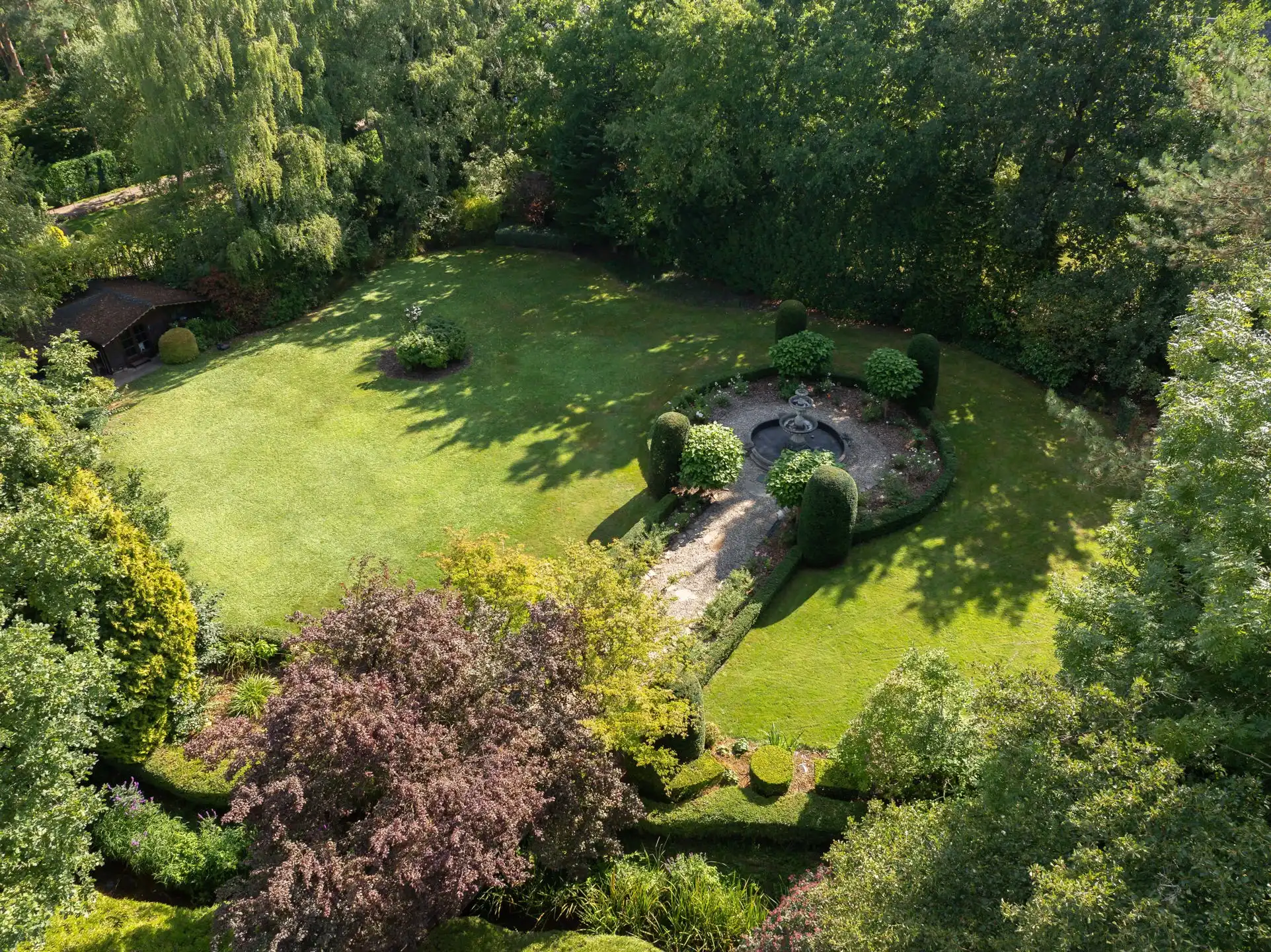 Prestigieuze villa met zwembad op 3.528 m² op toplocatie! foto 14