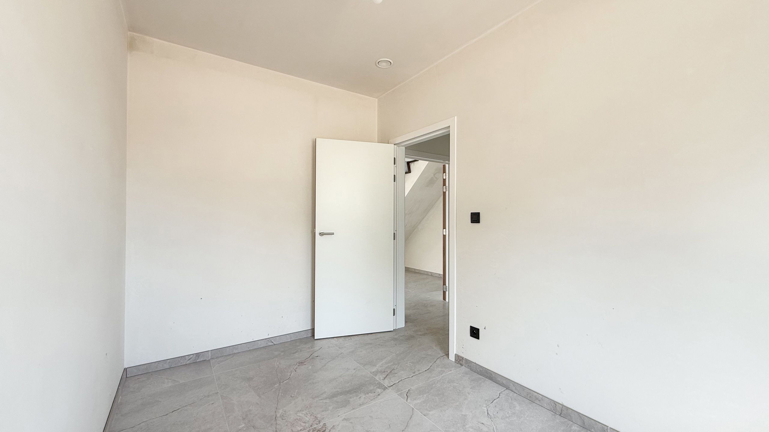 Volledig instapklare nieuwbouwwoning met 3/4slpk te Koersel! foto 15