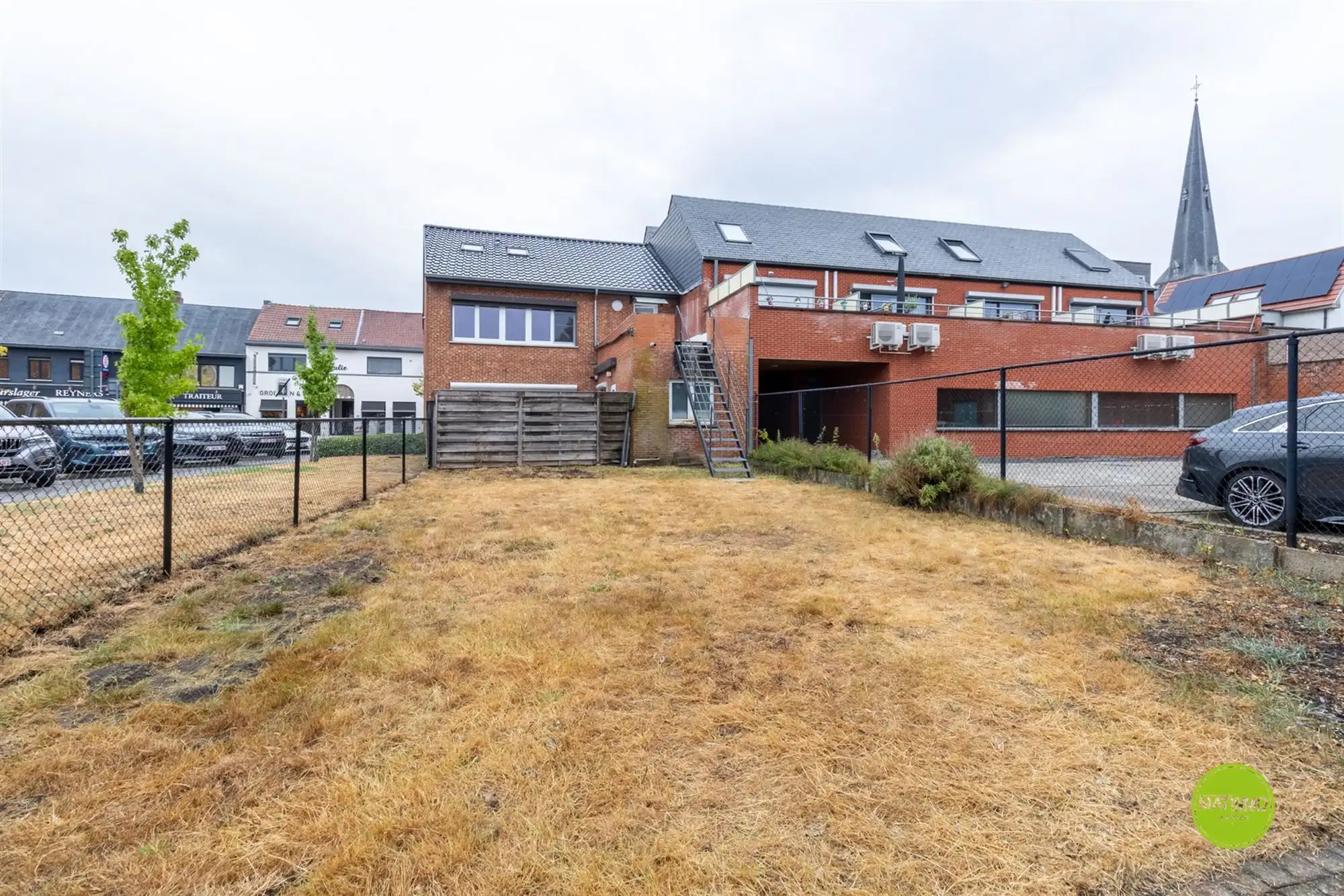 Instapklaar duplex appartement met zuidgerichte tuin foto 3