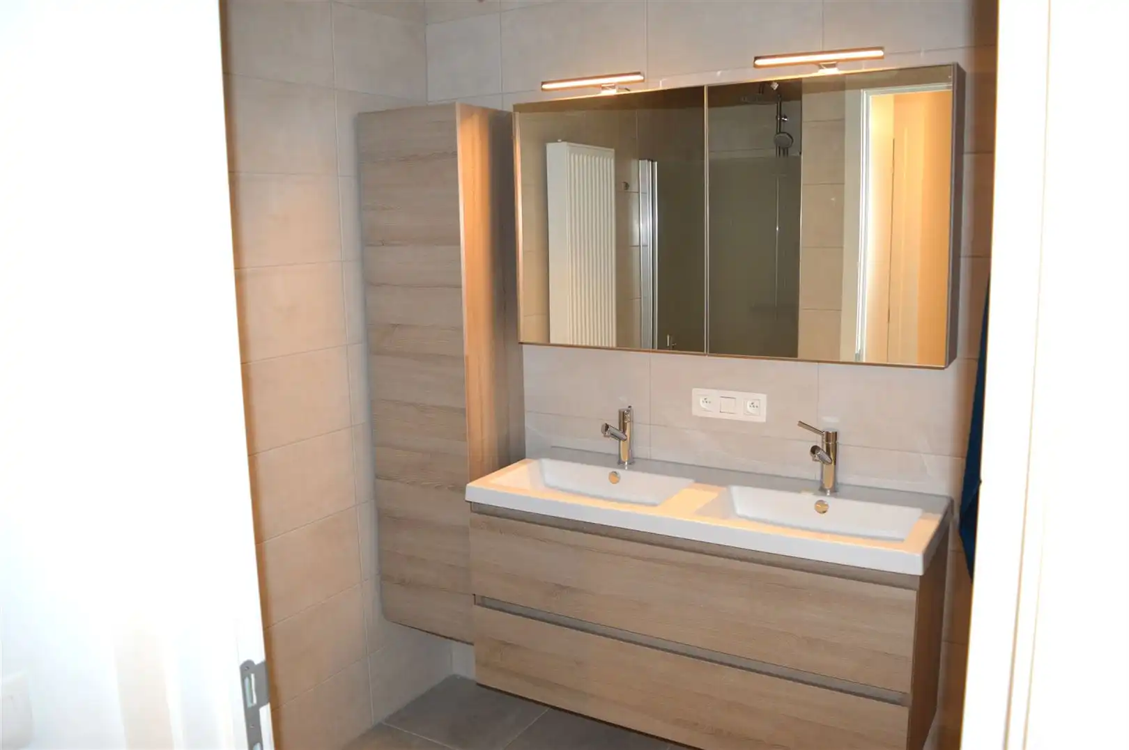 TE HUUR: Gelijkvloers appartement met 2 slaapkamers te Heusden!  foto 14