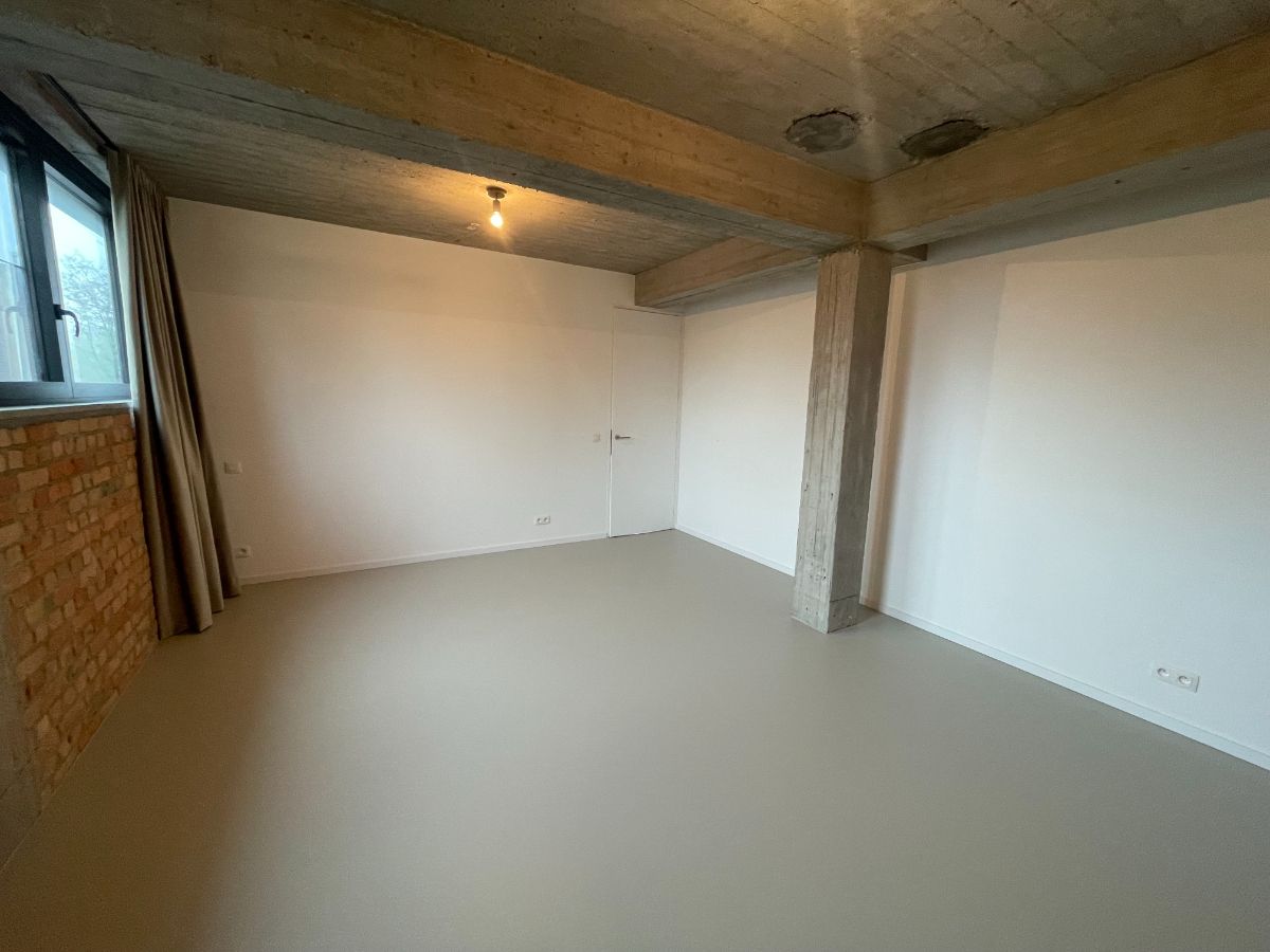 EXCLUSIEF  2-SLAAPKAMER LOFT-APPARTEMENT + overdekt TERRAS &  ruime gelijkvloerse privative inpandige GARAGE (inclusief fietsberging & openlucht AUTOSTANDPLAATS foto 20