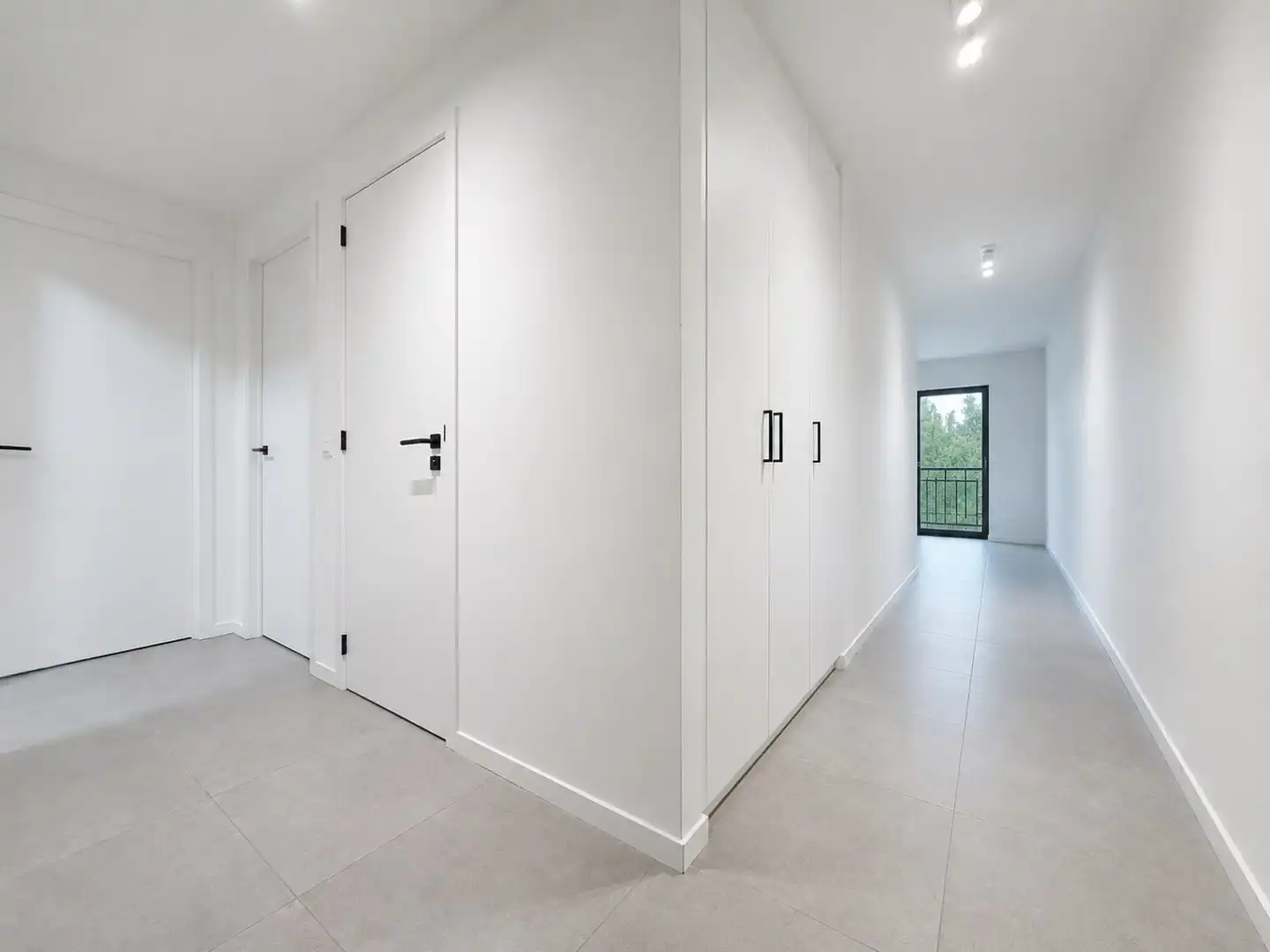Te huur: ruim, luxueus appartement (95 m²) met prachtig uitzicht! foto 12