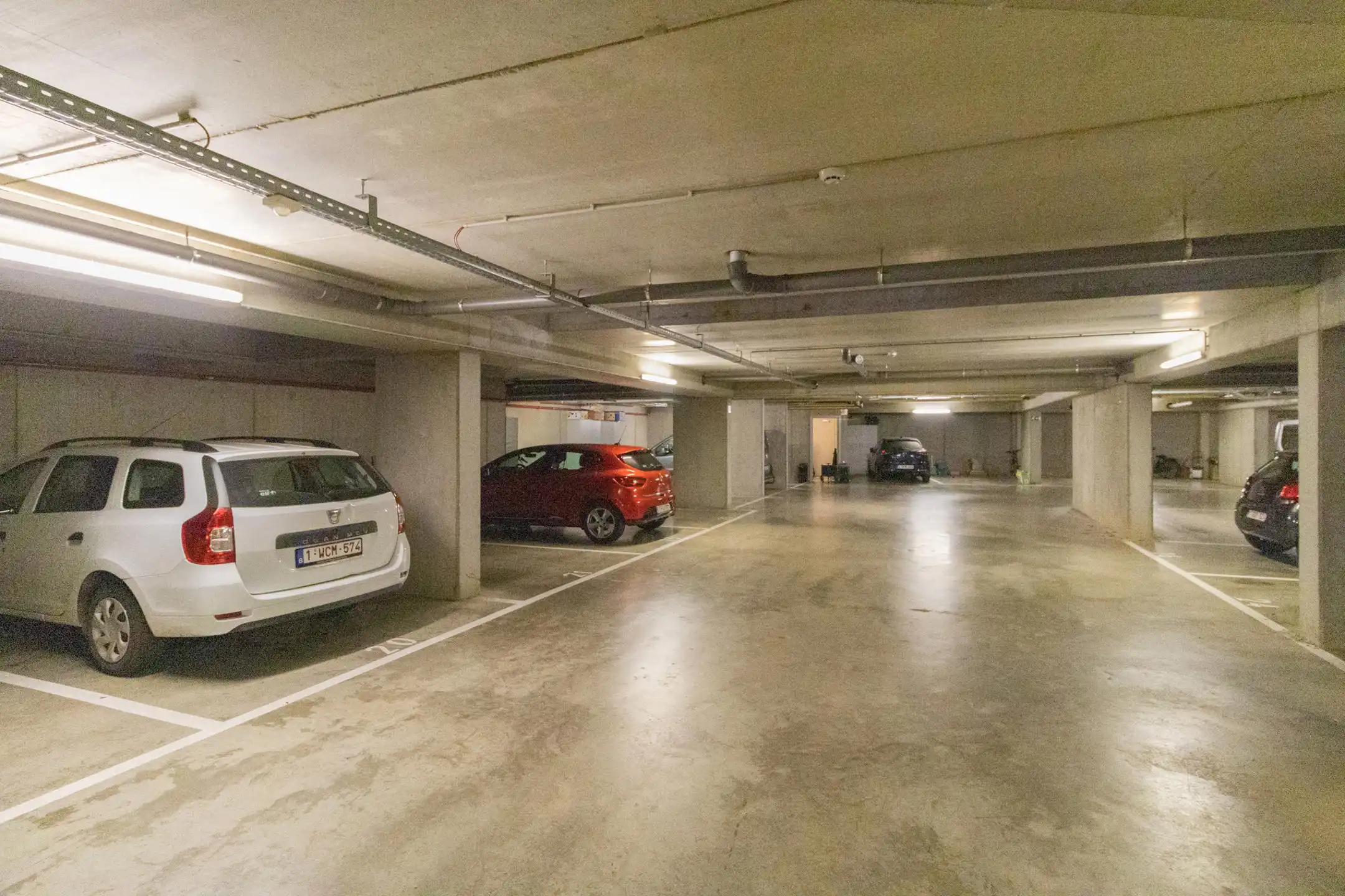 Prachtig Duplex appartement met tuin foto 14