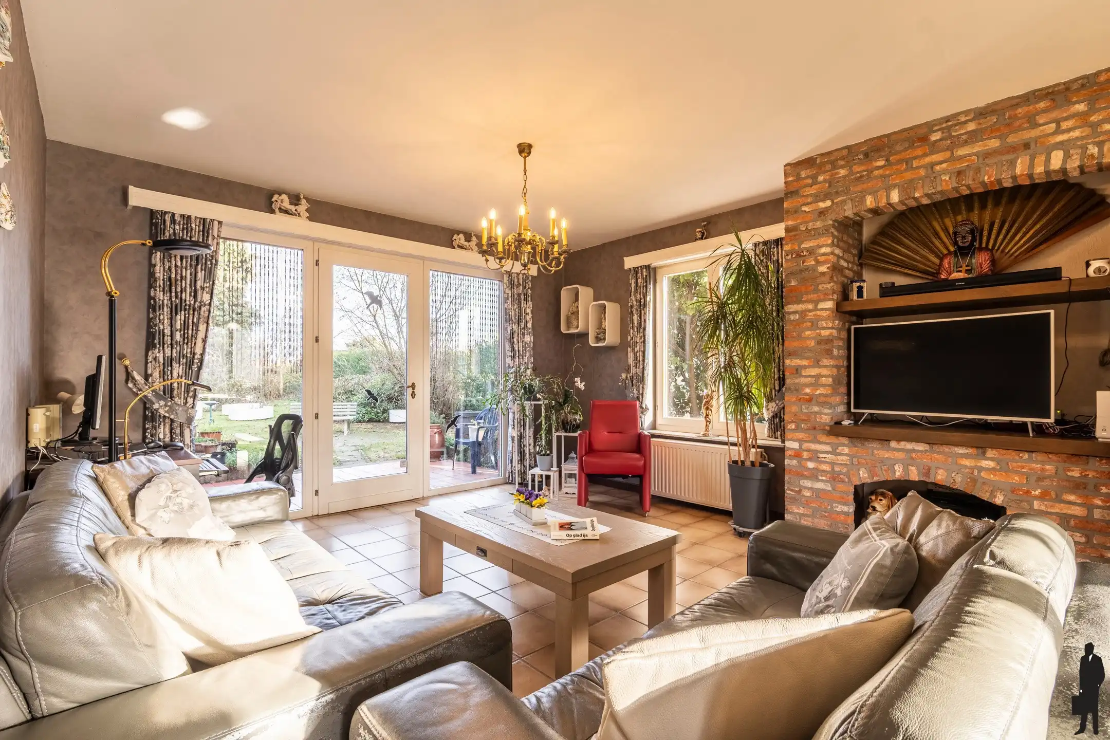 Villa met 5 slaapkamers op een zuid oost perceel van ca.800m² in Weelde foto 6