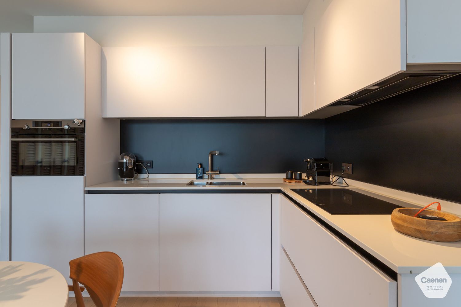 Mooi gerenoveerd, zuid-gericht appartement met 1 slaapkamer foto 5