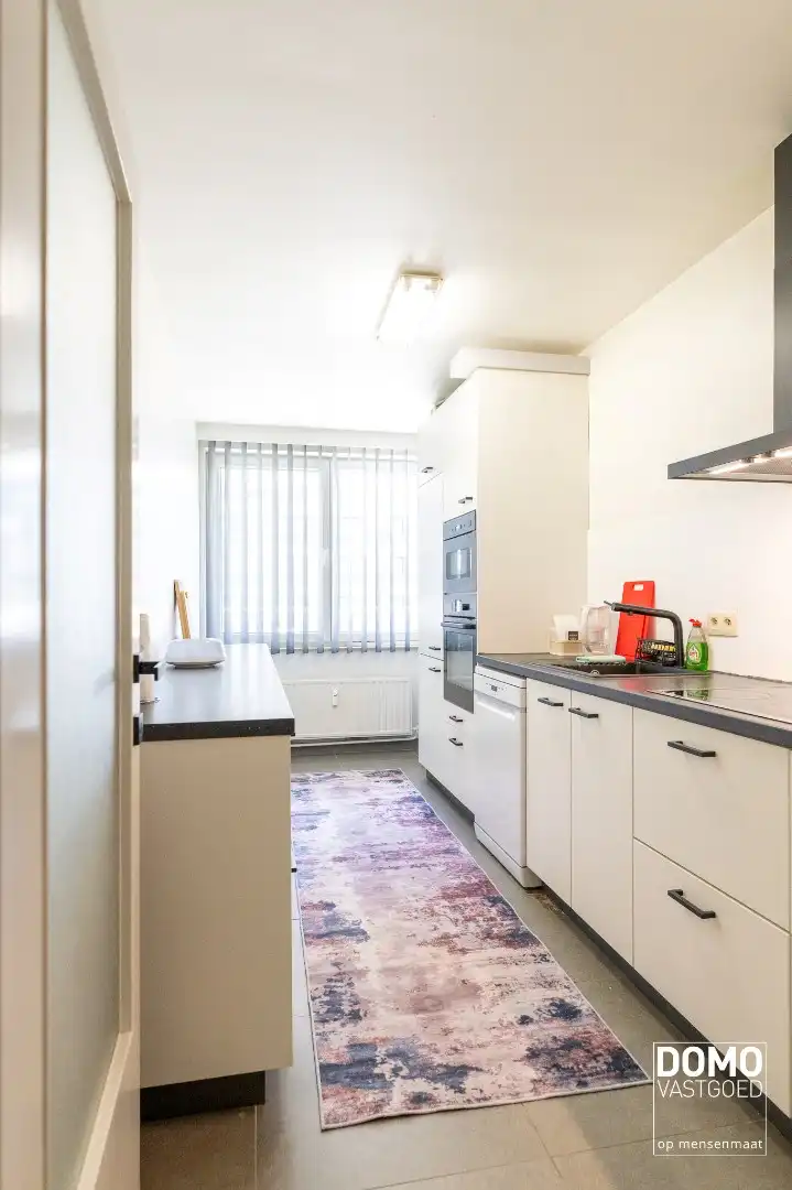 RUIM 2-SLAAPKAMERAPPARTEMENT MET TWEE TERRASSEN EN ENERGIELABEL B foto 3