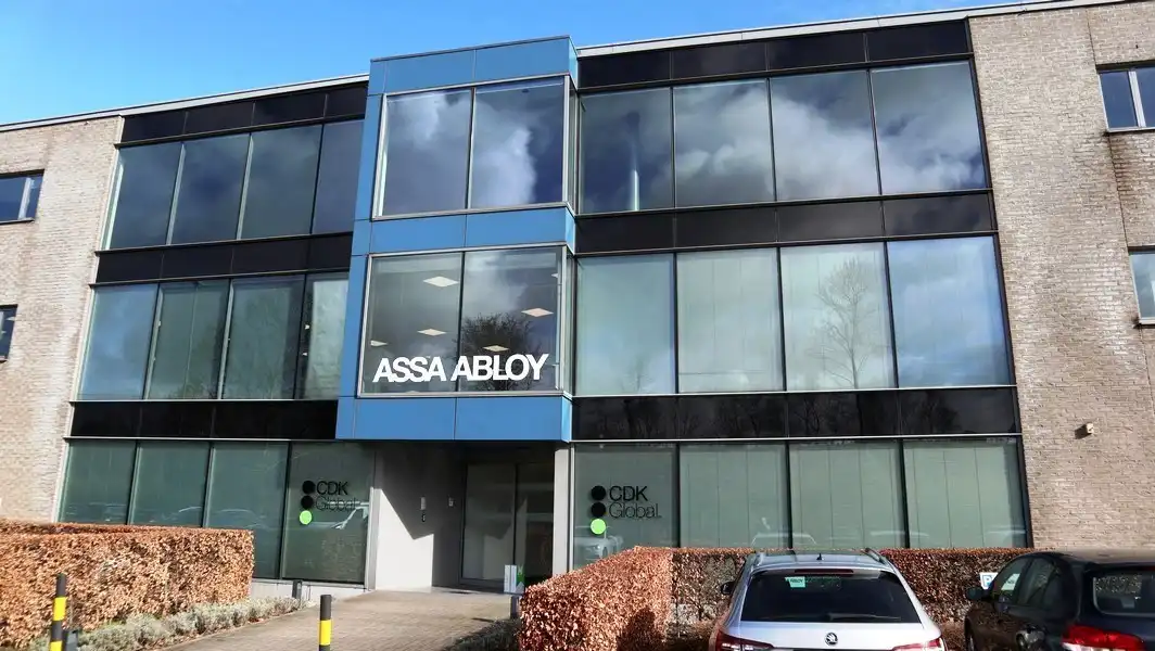 Strategisch gelegen kantoren te koop in Merelbeke-Melle foto 3