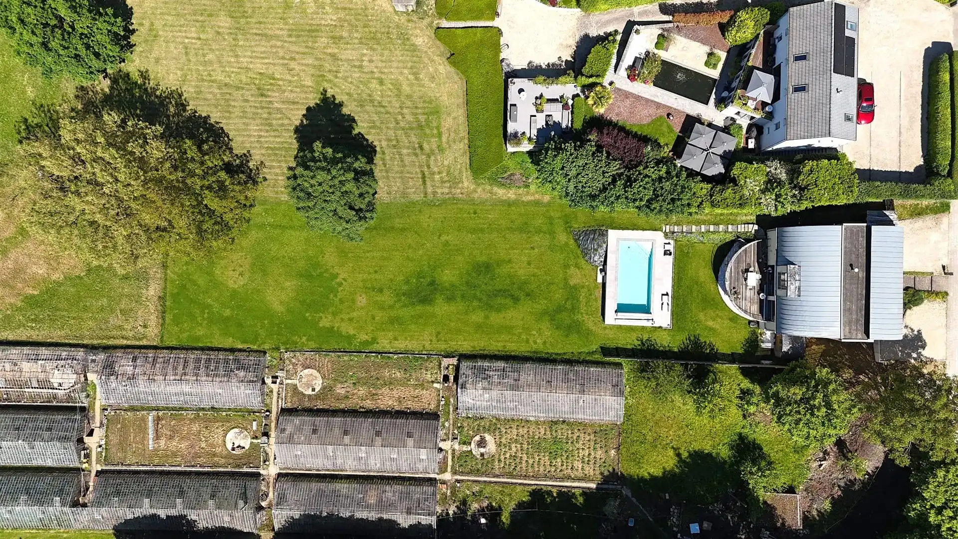 Unieke moderne split-levelvilla met zwembad op 17a83ca foto 41