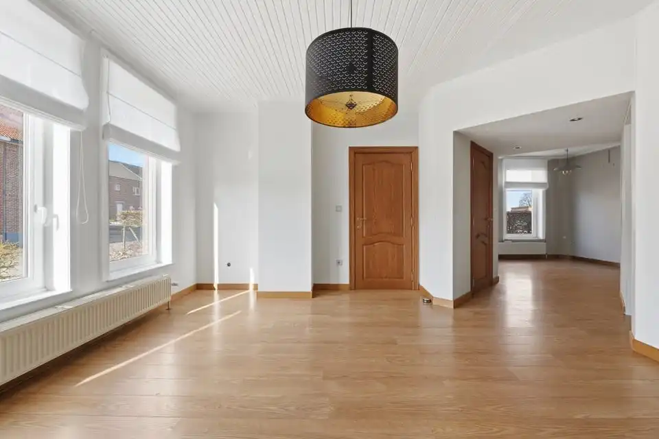 Instapklare gezinswoning met 3 slaapkamers en ruime tuin en garage in Tongeren foto 10