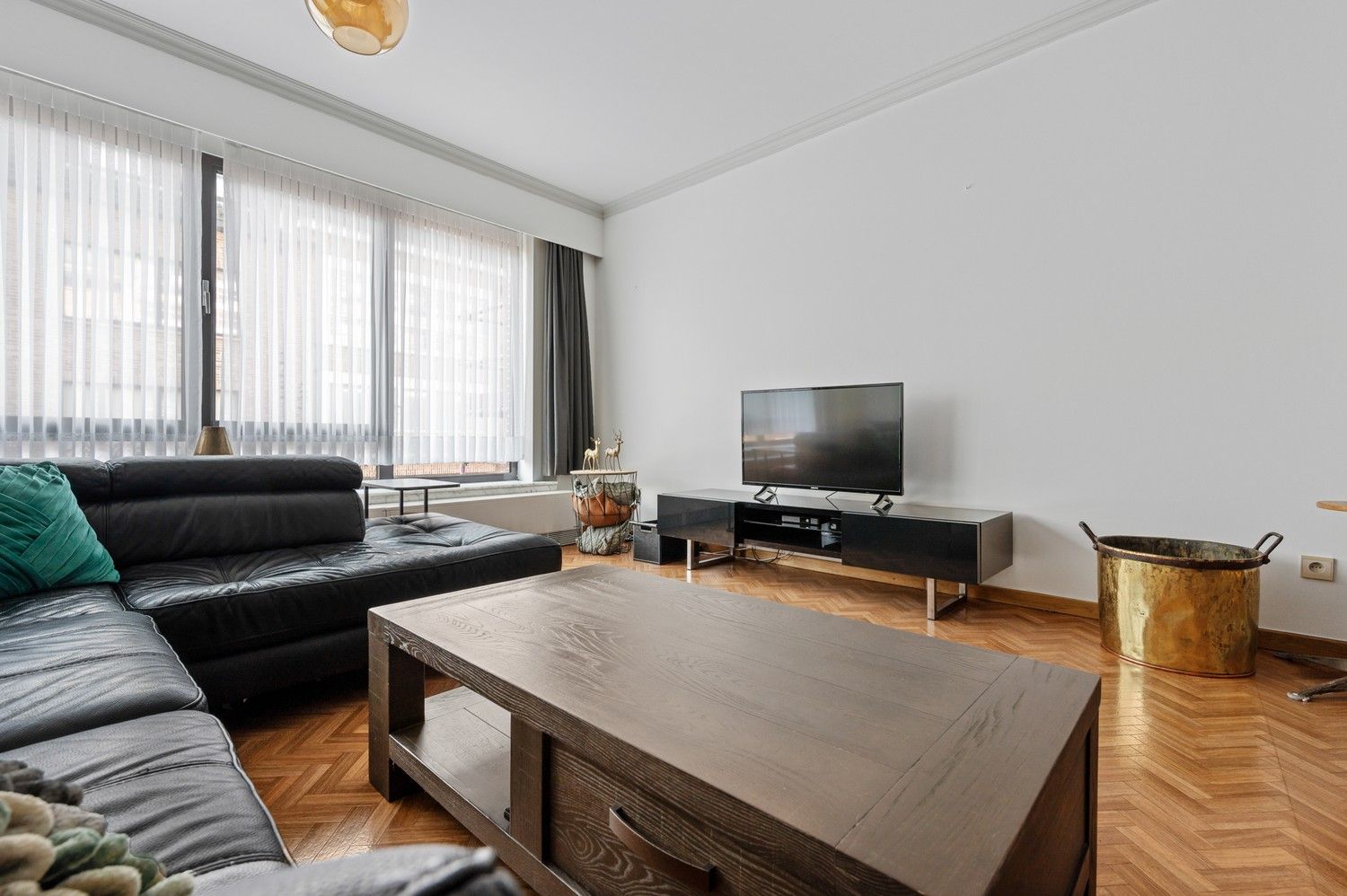 Centraal doch rustig gelegen appartement met 2 ruime slaapkamers te koop te Lier foto 6