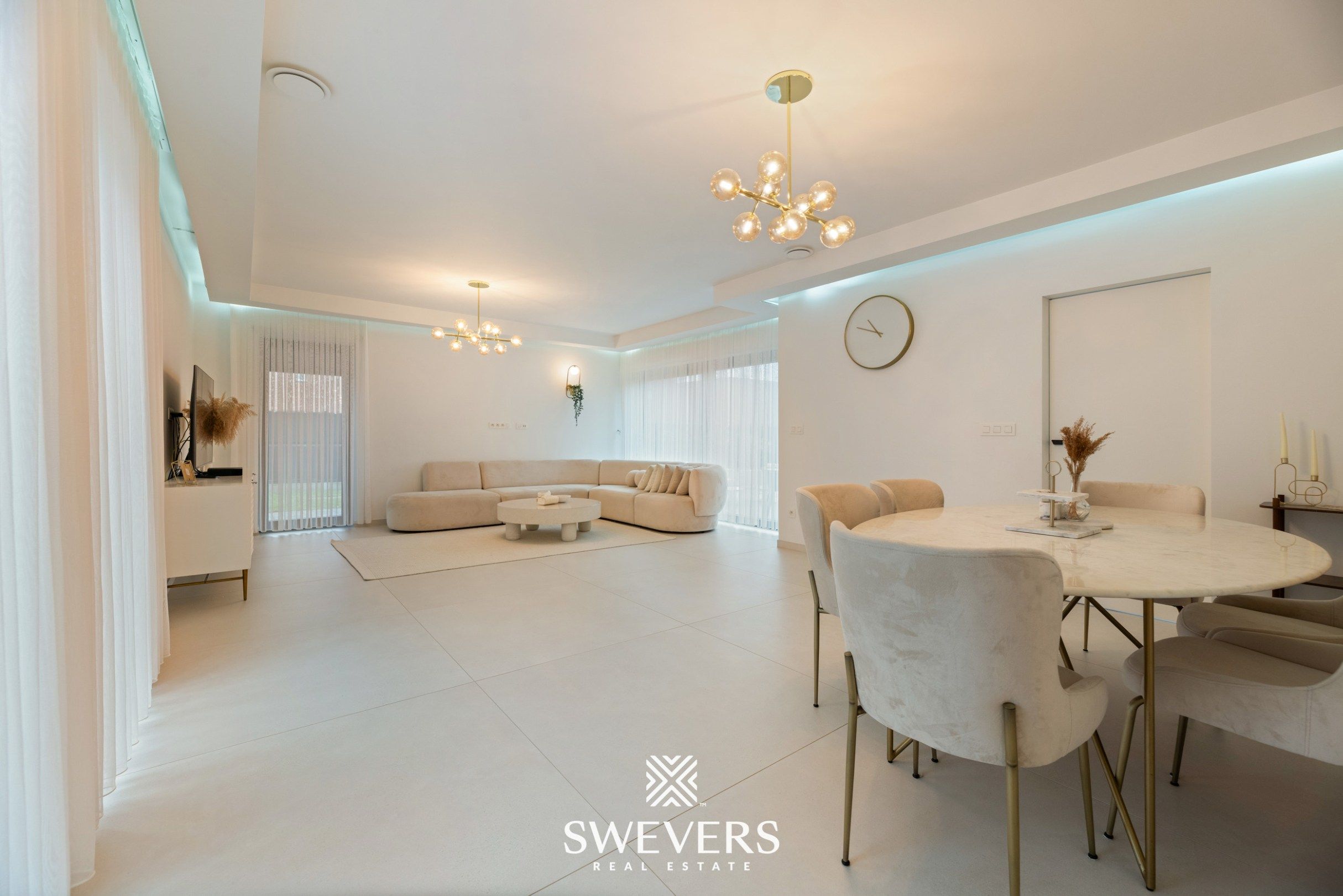 Instapklare, energiezuinige gezinswoning van 224m² te Beringen foto 5