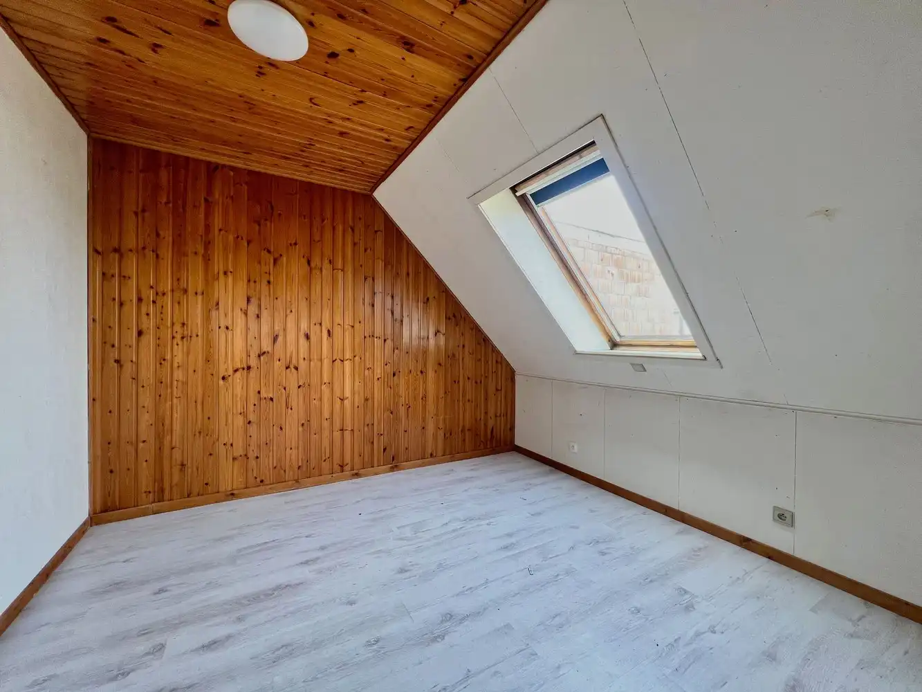 Lichtrijke woning met 3 slpks. + zonnige tuin foto 3
