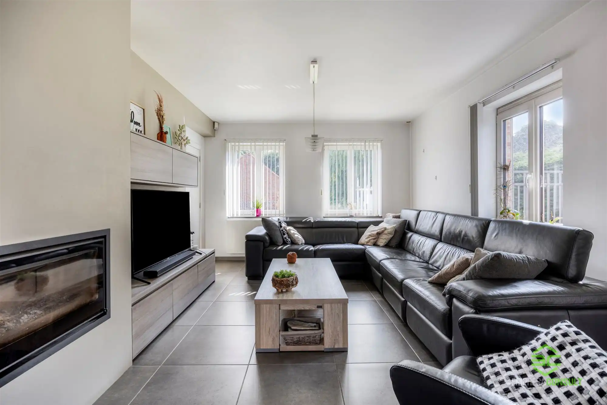 Instapklare woning met aparte garage en werkplaats van 150m² in Schulen! foto 5