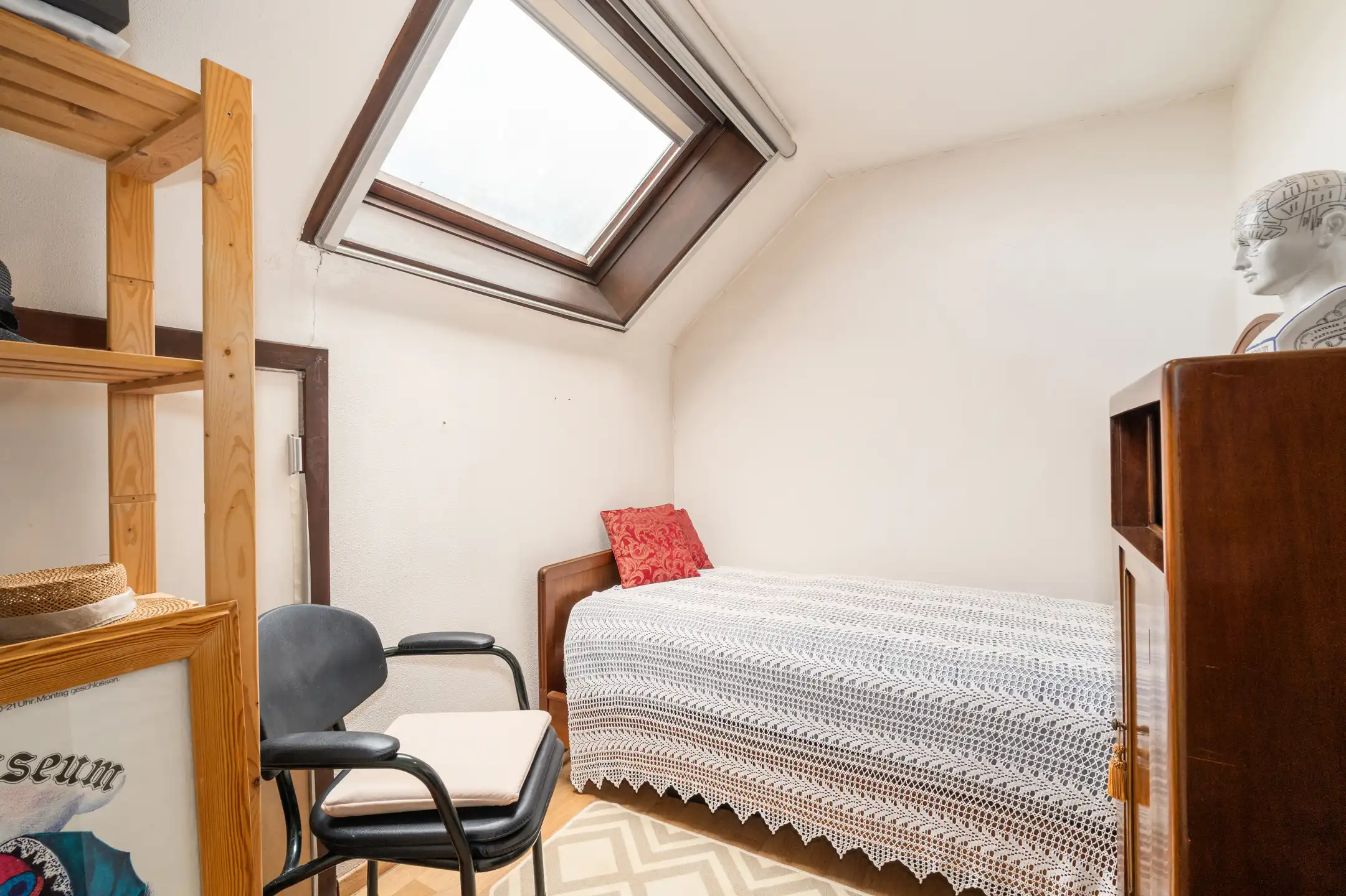 Charmante woning op perceel van 1.099 m² te Sint-Kruis! foto 25