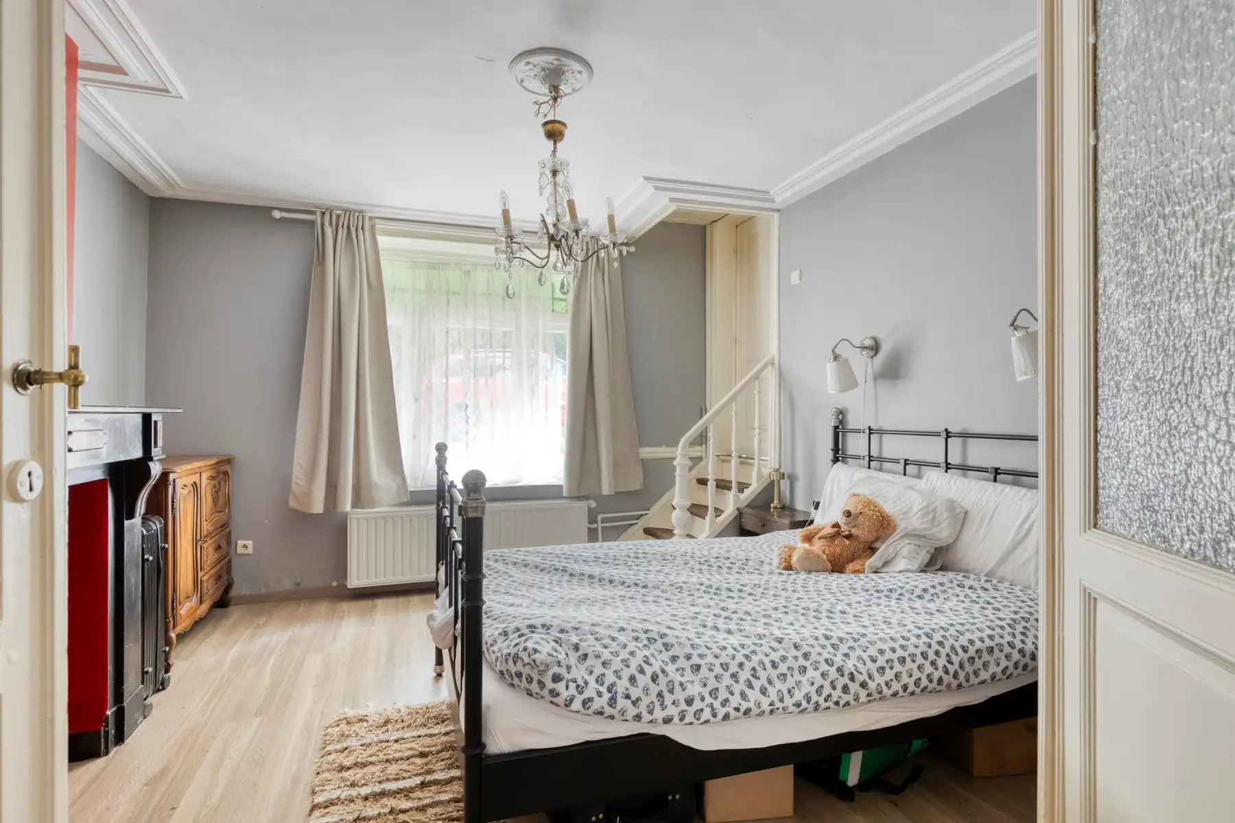 Schitterend gelegen herenwoning met veel karakter foto 6