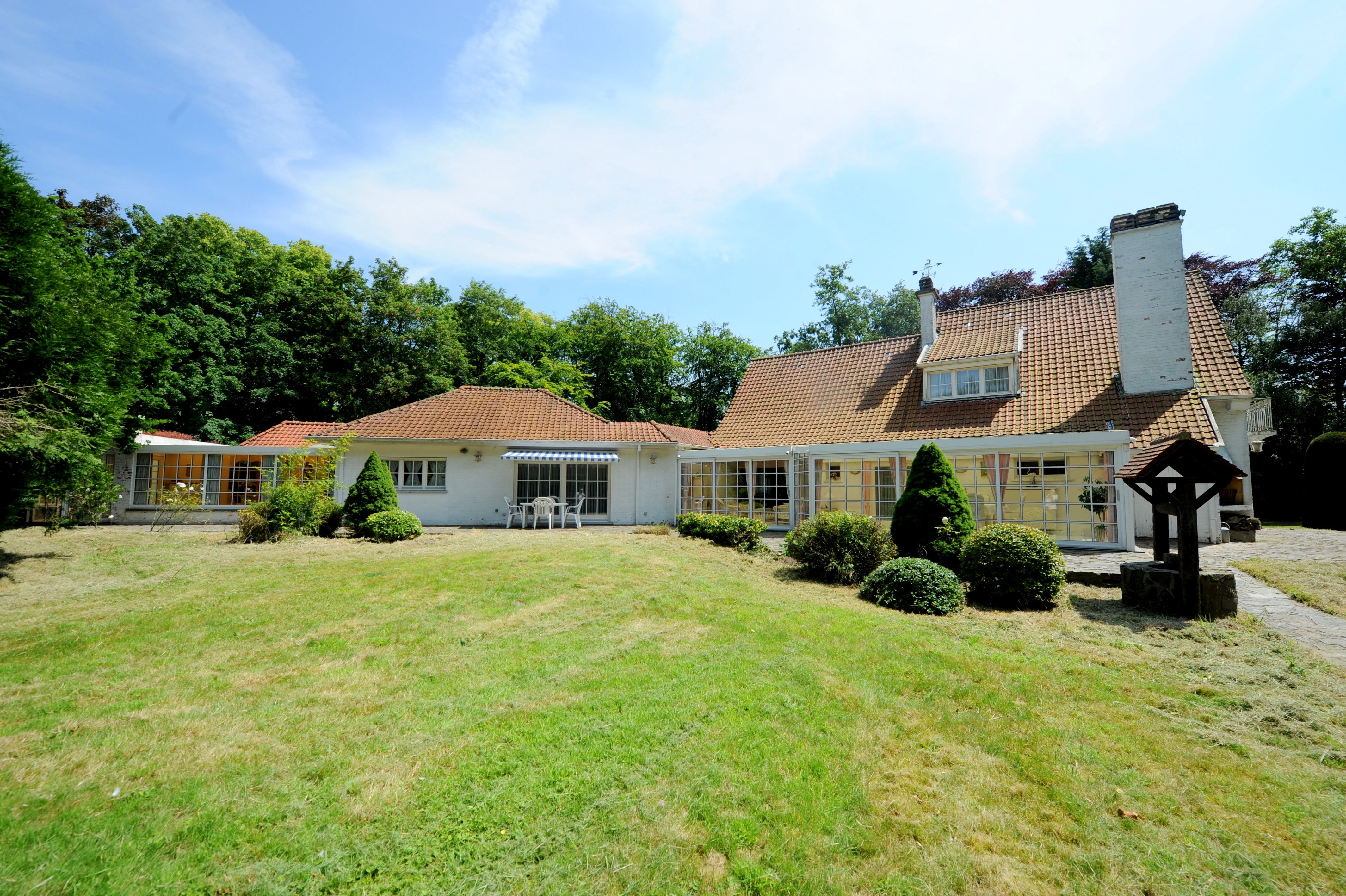 Uitzonderlijk domein met villa en conciërgewoning te Gistel foto 4