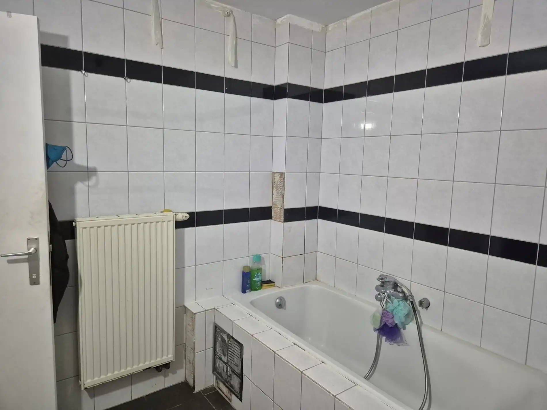 Handelspand met duplex appartement in het hart van Maasmechelen foto 13