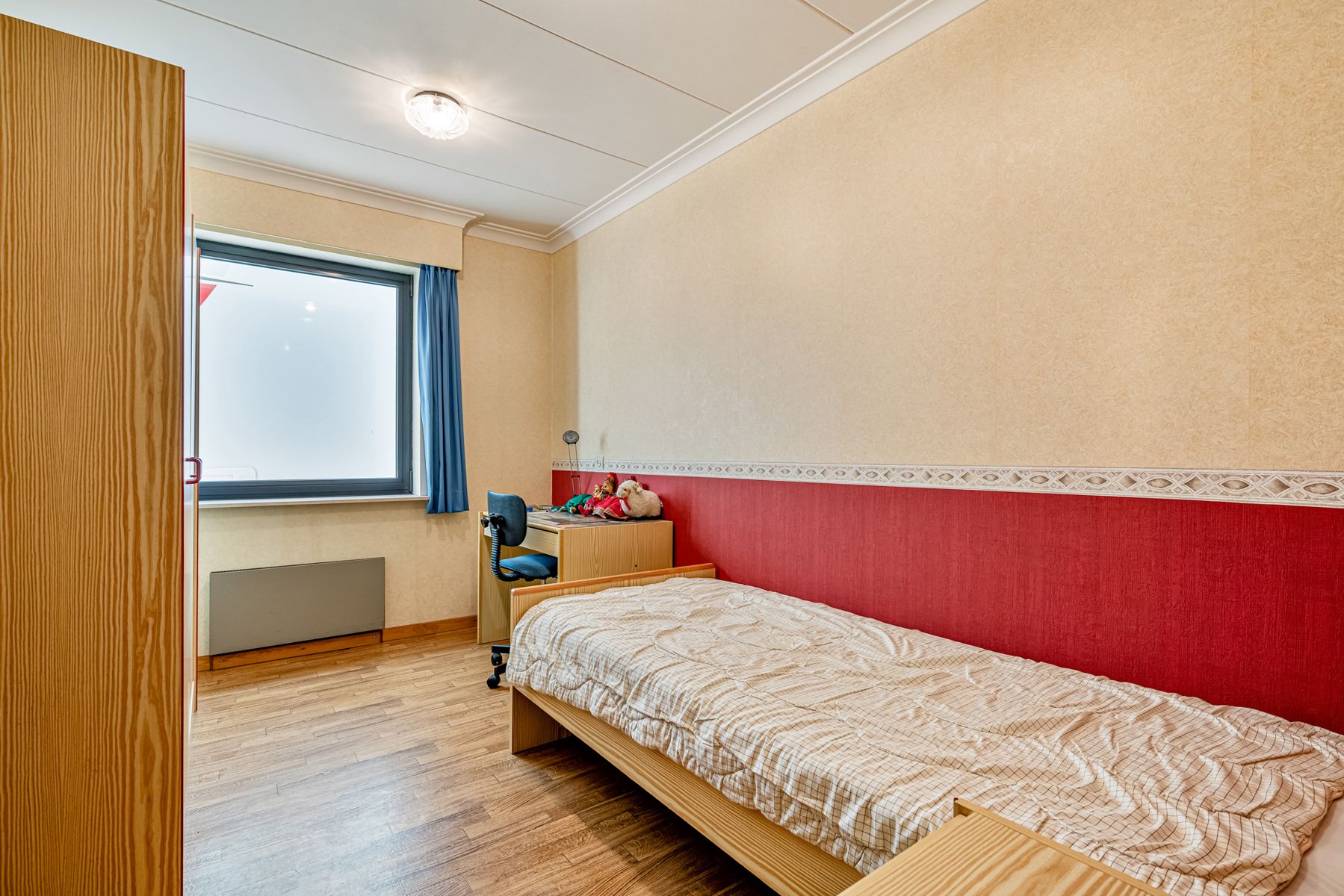VILLA MET 4 SLPK EN CENTRALE LANDELIJKE LIGGING  foto 21